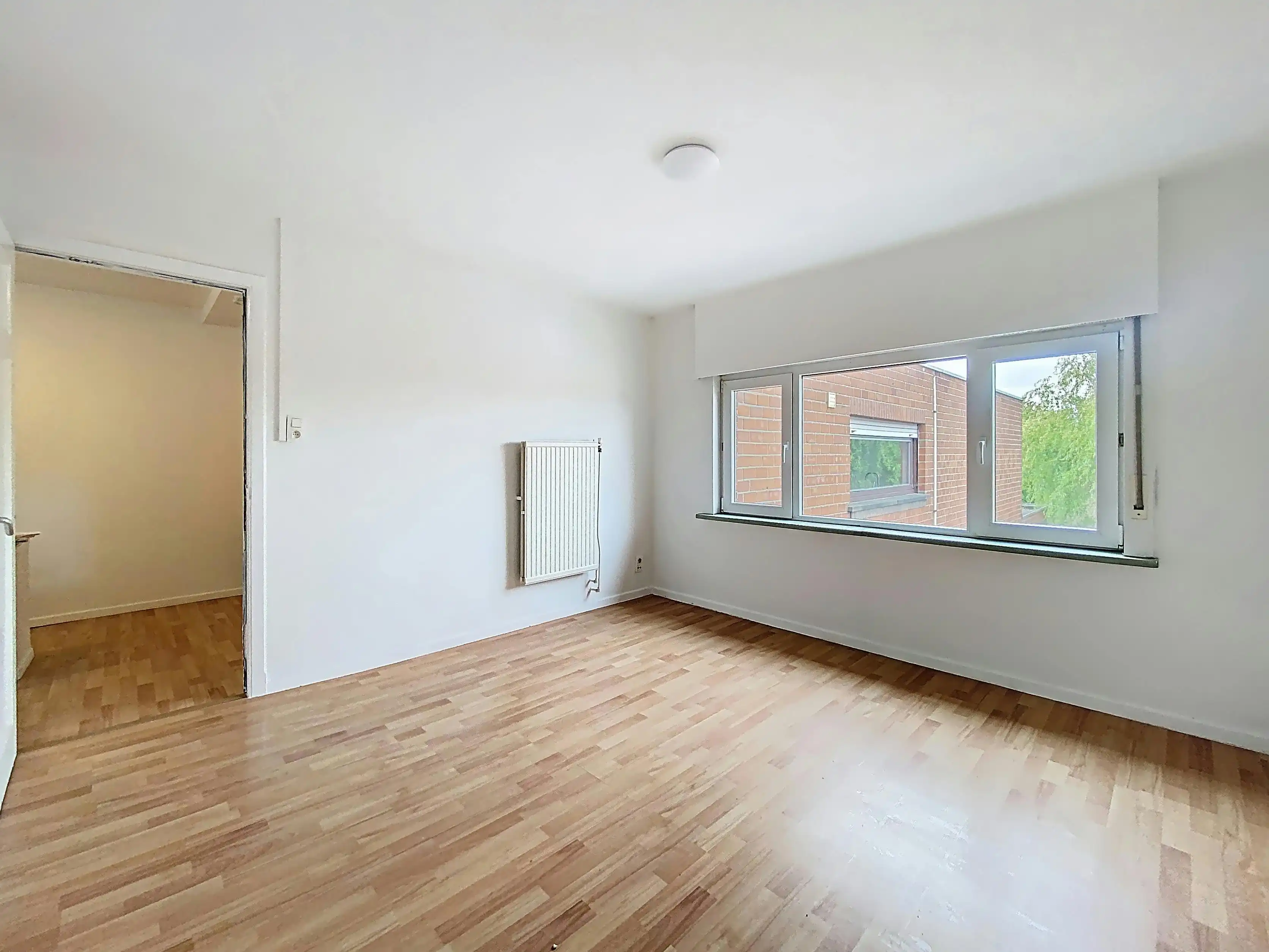 Ruime halfopen woning met 5 slaapkamers in Aalter foto 5