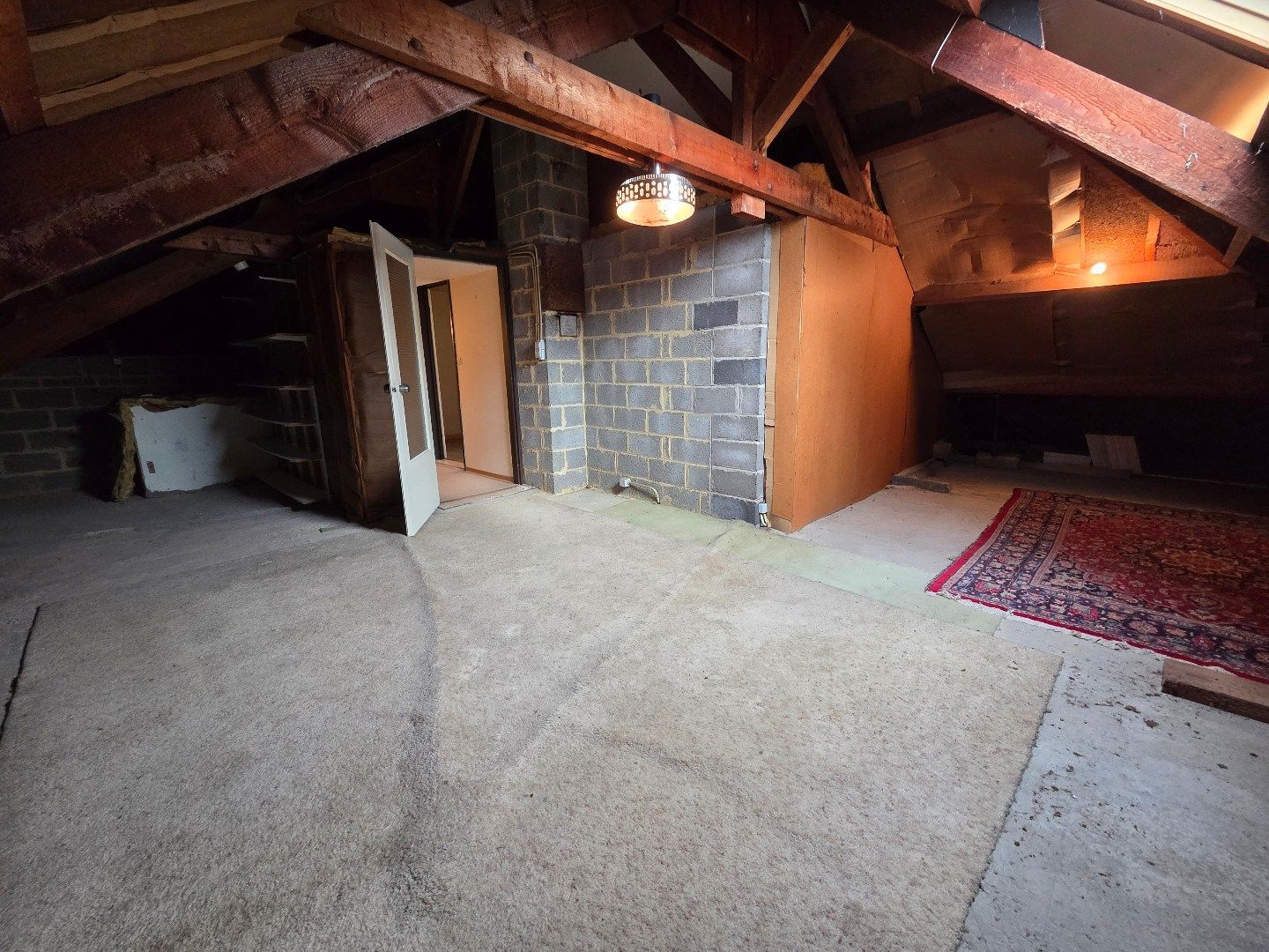 Ruime te renoveren woning met aanpalende gronden voor een totale oppervlakte van 12860 m²! foto 17
