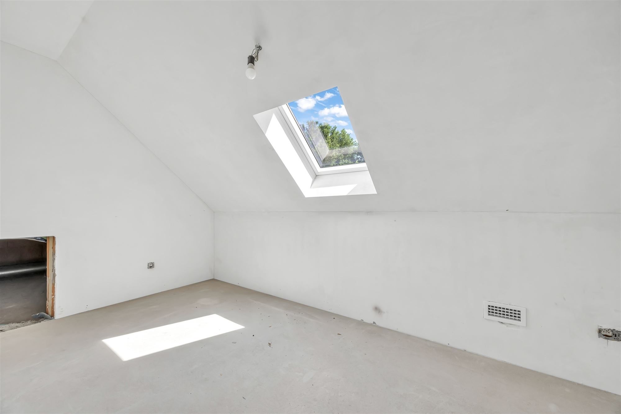 NIEUWBOUW DUPLEXAPPARTEMENT (165M²) MET 2 SLAAPKAMERS EN RUIM TERRAS NABIJ BERINGEN CENTRUM foto 16