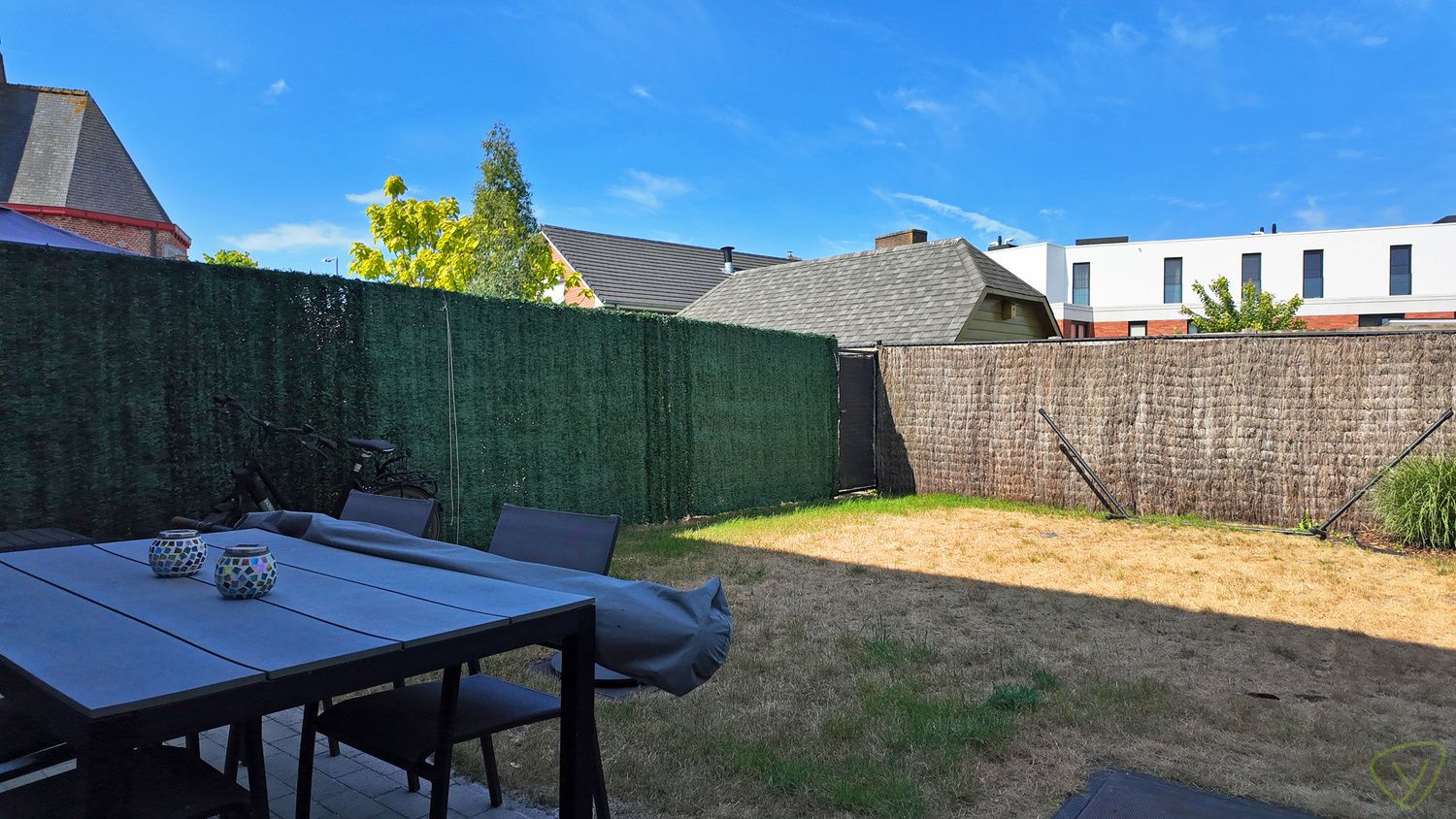 Modern wooncomfort in een rustige, residentiële omgeving te Eeklo! foto 9