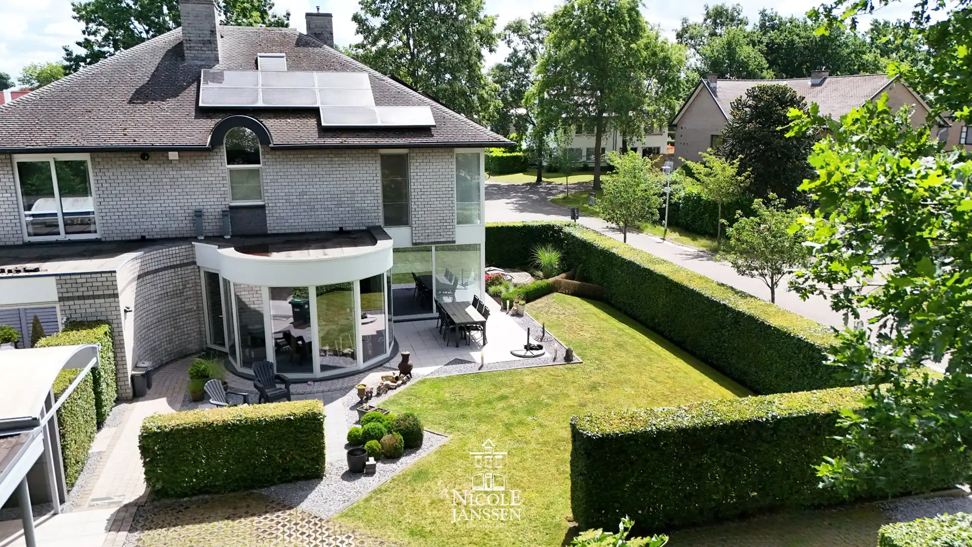 Gezinswoning met kangoeroegedeelte/studio en extra kantoorgedeelte foto 33