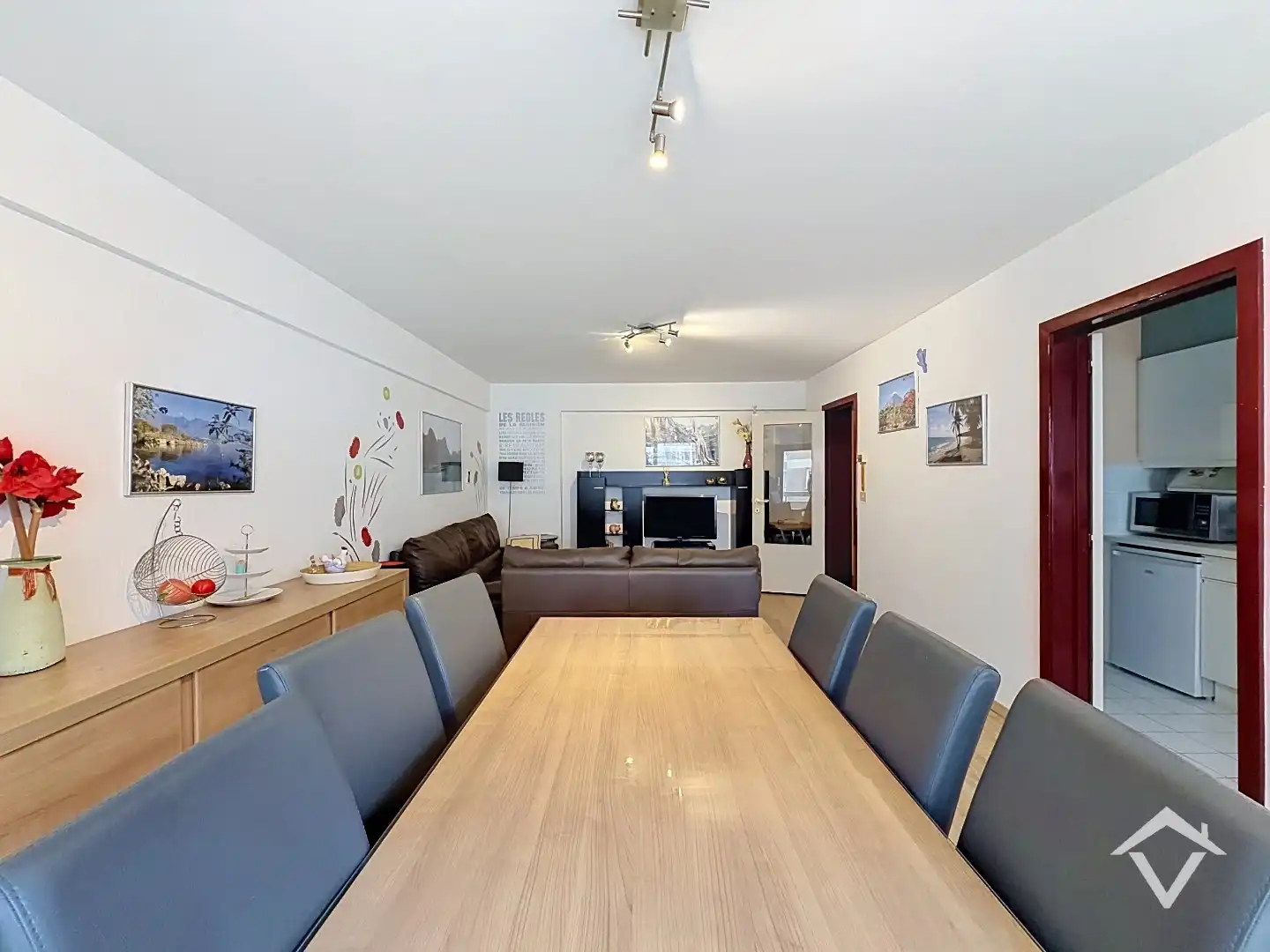 Instapklaar gemeubeld appartement op toplocatie met lateraal zeezicht te Middelkerke foto 6