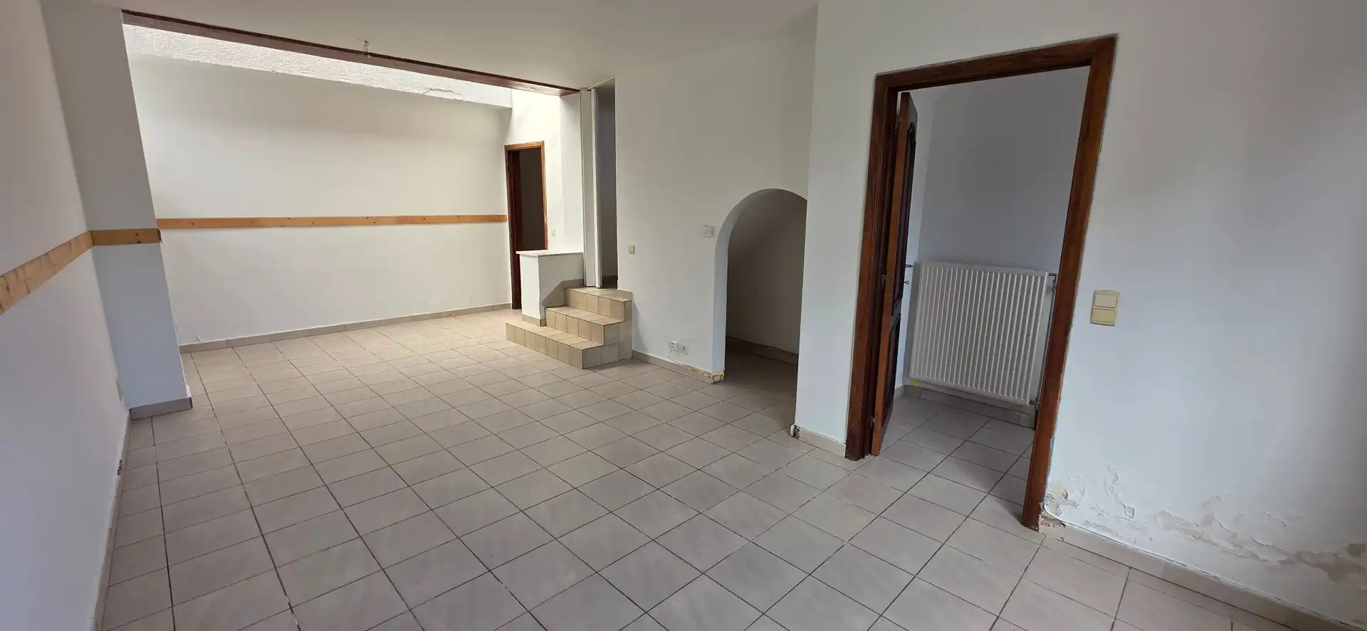 Renovatiewoning met veel potentieel foto 2