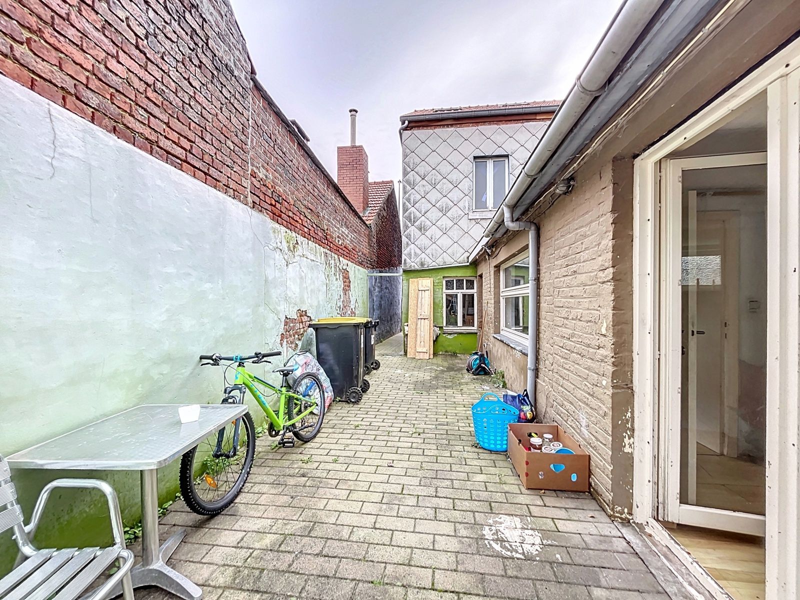 DEELS TE RENOVEREN WONING IN LANDEN foto 24