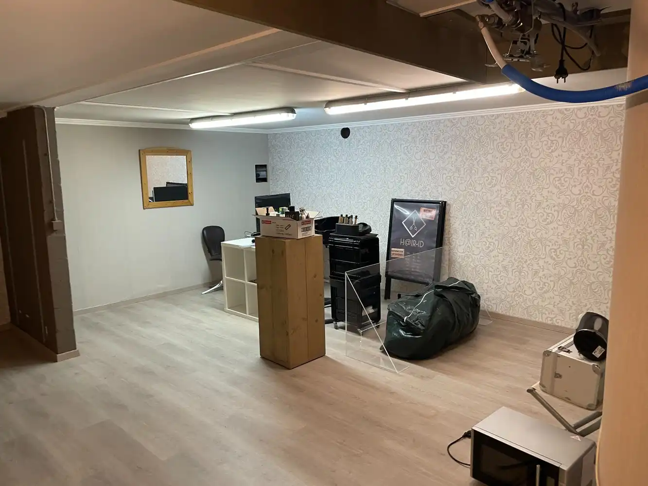 Handelsruimte of kantoorruimte foto 11