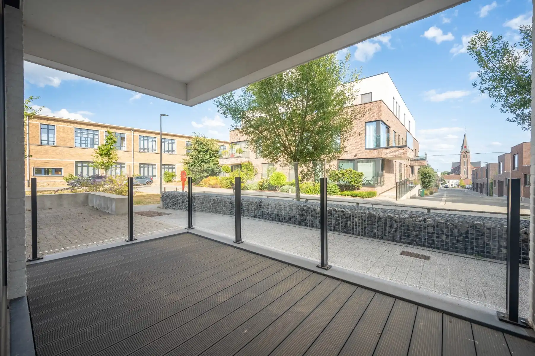 KRUISHOUTEM - Knap gelijkvloers APP. met 2 terrassen en privé tuintje foto 3