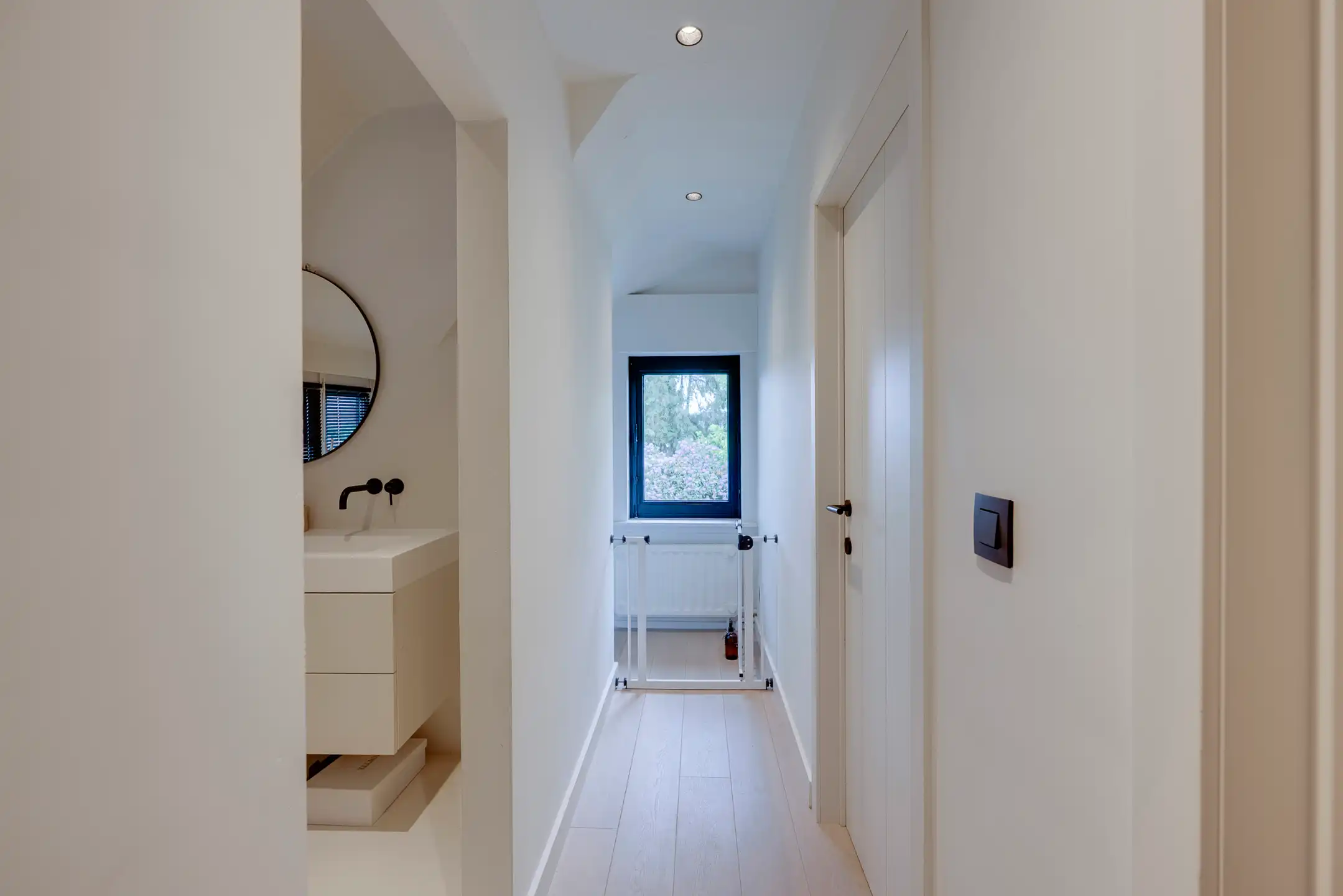 Prachtige rietgedekte villa te koop foto 25