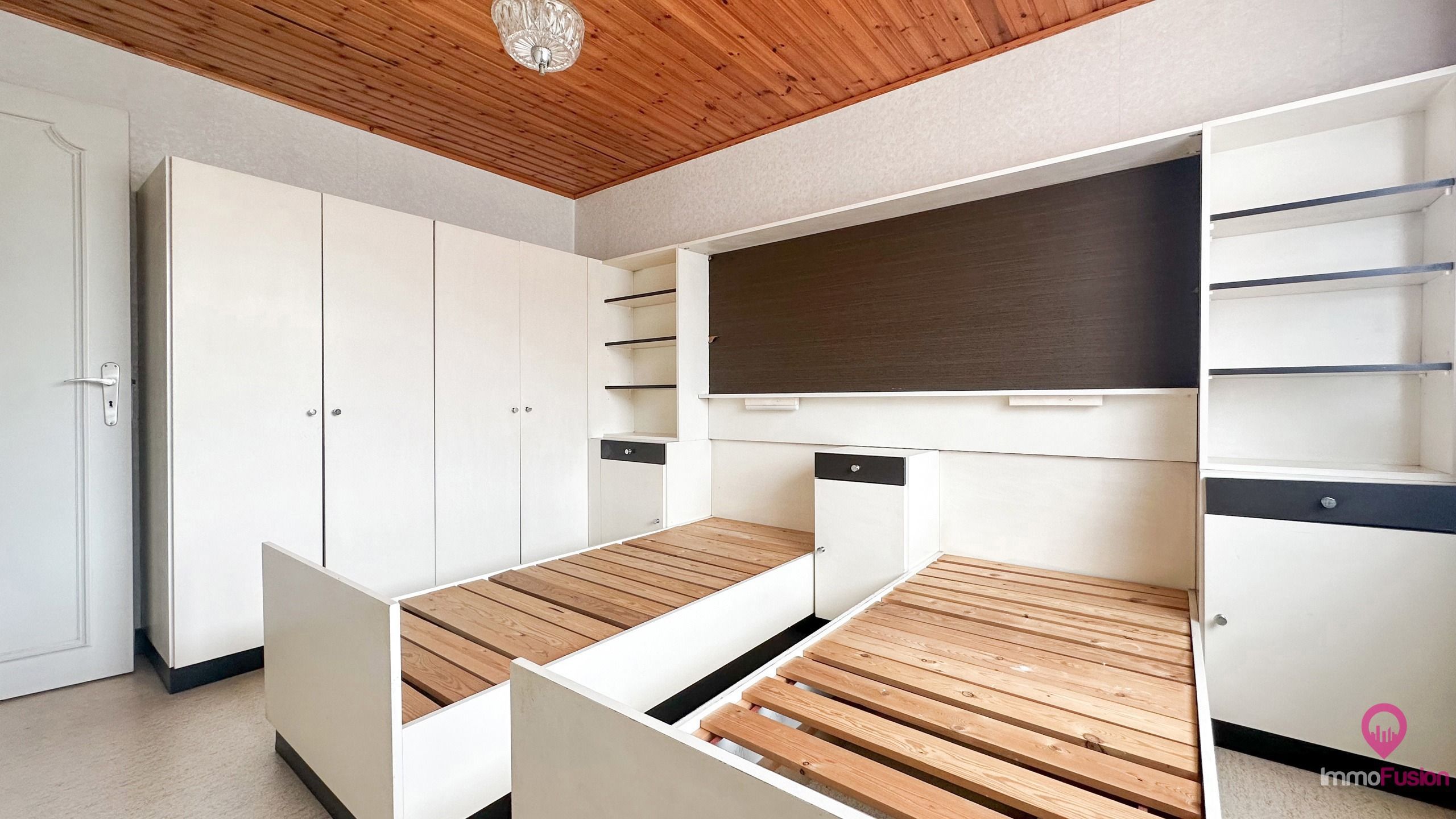 Ruime woning met 5slpk + groot perceel in bosrijke omgeving! foto 33