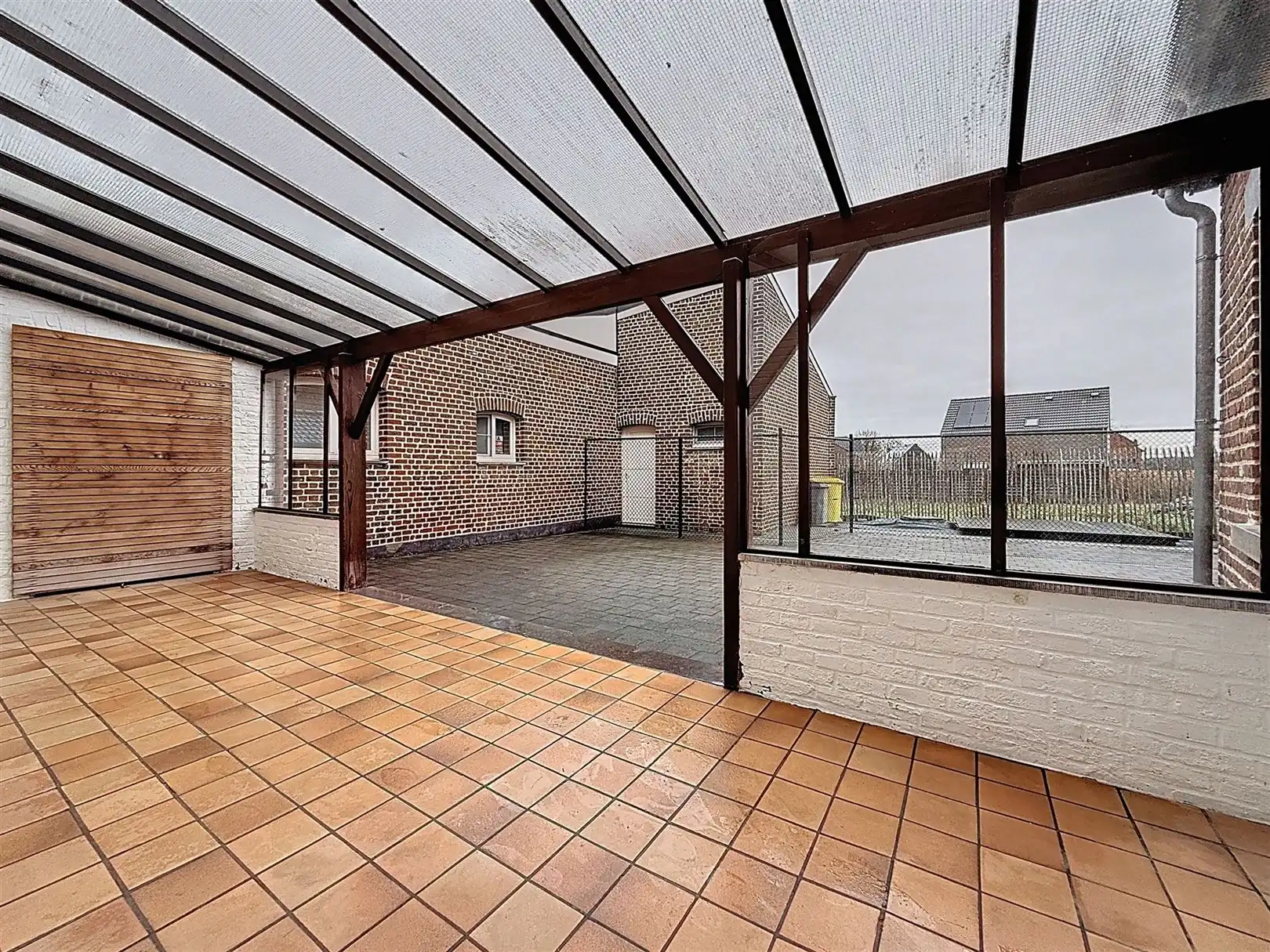 Ruime woning met 4 slpks en verhuurde studio + tuin foto 38