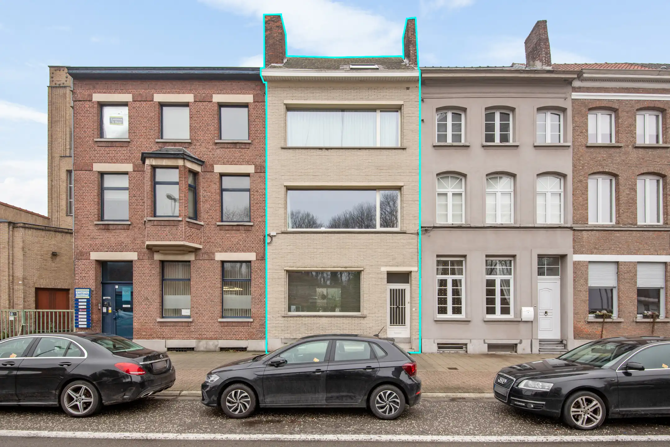 In het centrum gel. stadswoning met 5 slpk., terras, tuin en garage foto 11