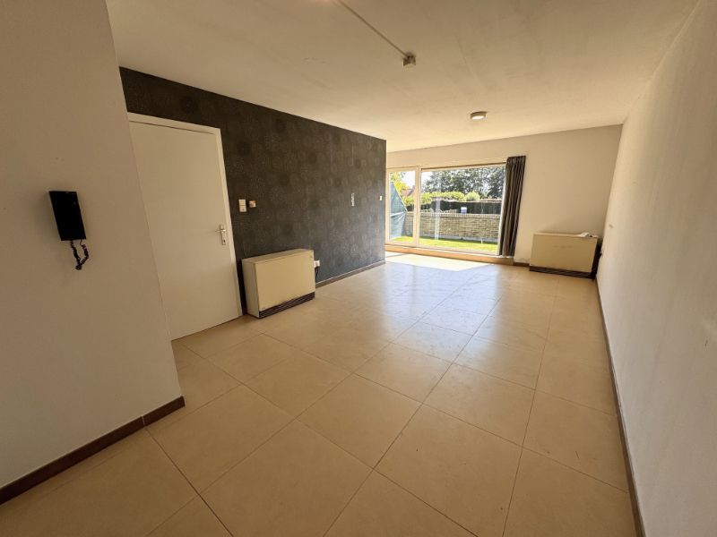Gezellig appartement met 1 slaapkamer, groot zonnegericht terras + garage. foto 4