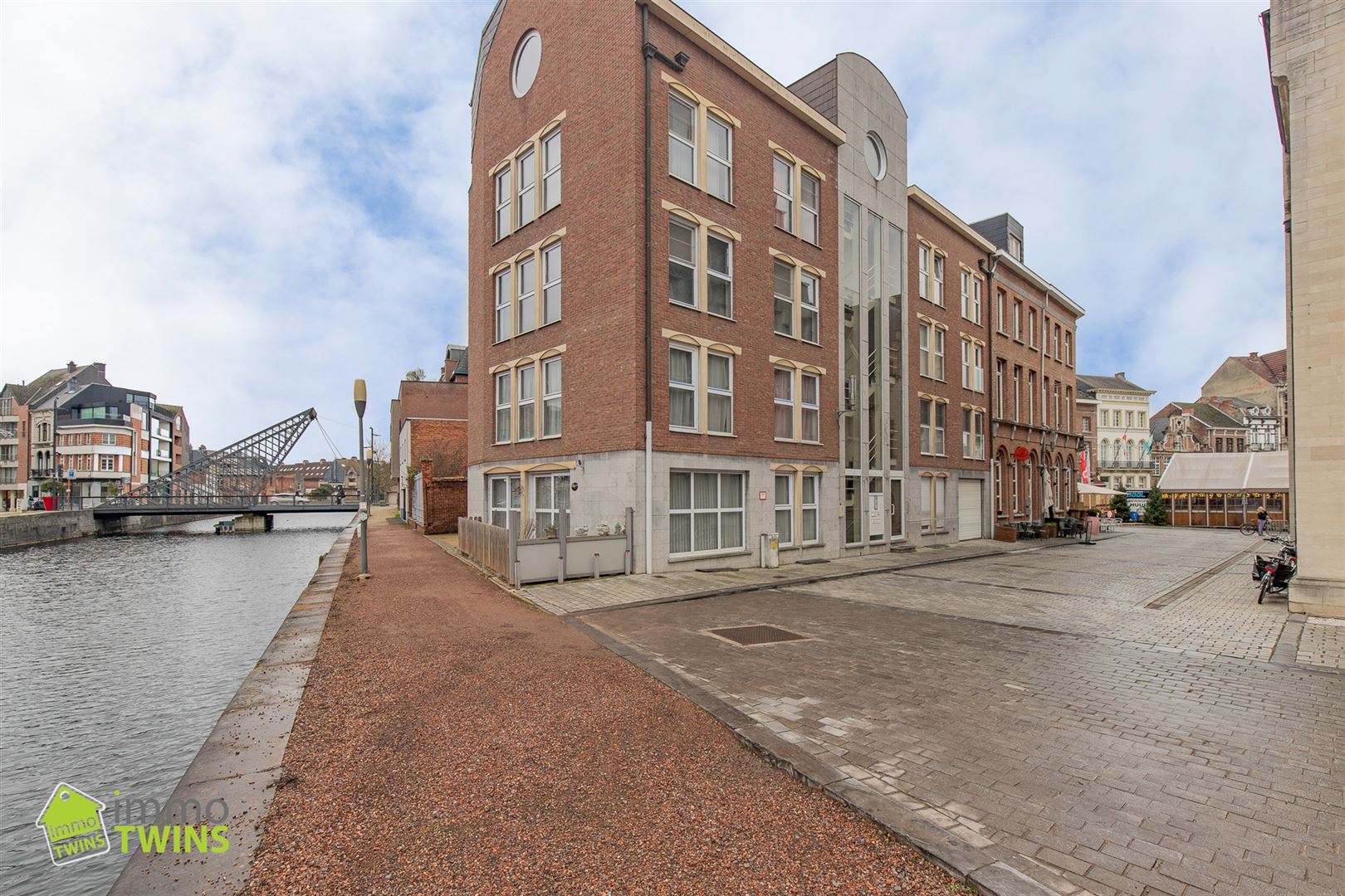 Uniek appartement met terras en adembenemend panoramisch zicht op de Oude Dender foto 17