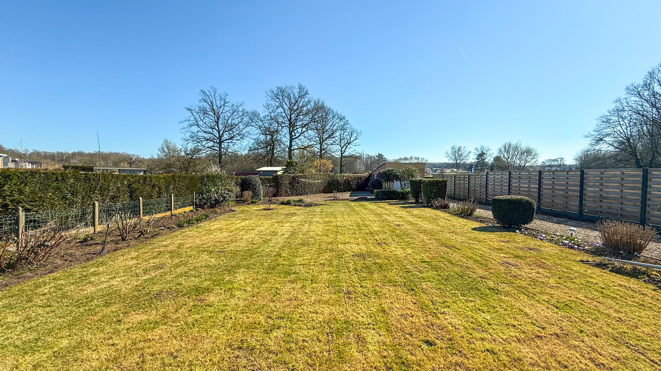 Instapklare bungalow met 3 slaapkamers in Heusden-Zolder! foto 25