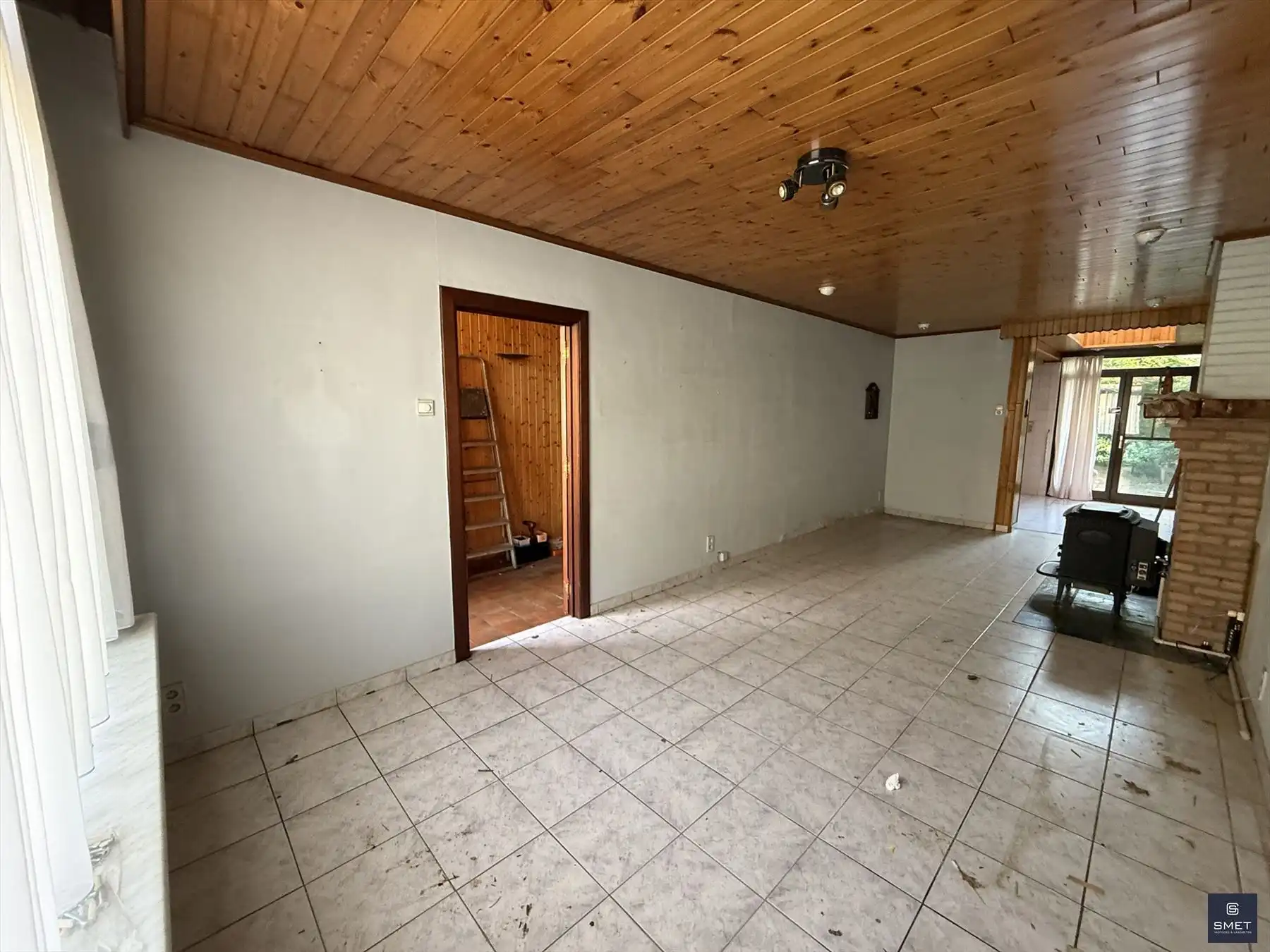 RUIME TE RENOVEREN WONING MET 4 SLPKS EN TUIN foto 5