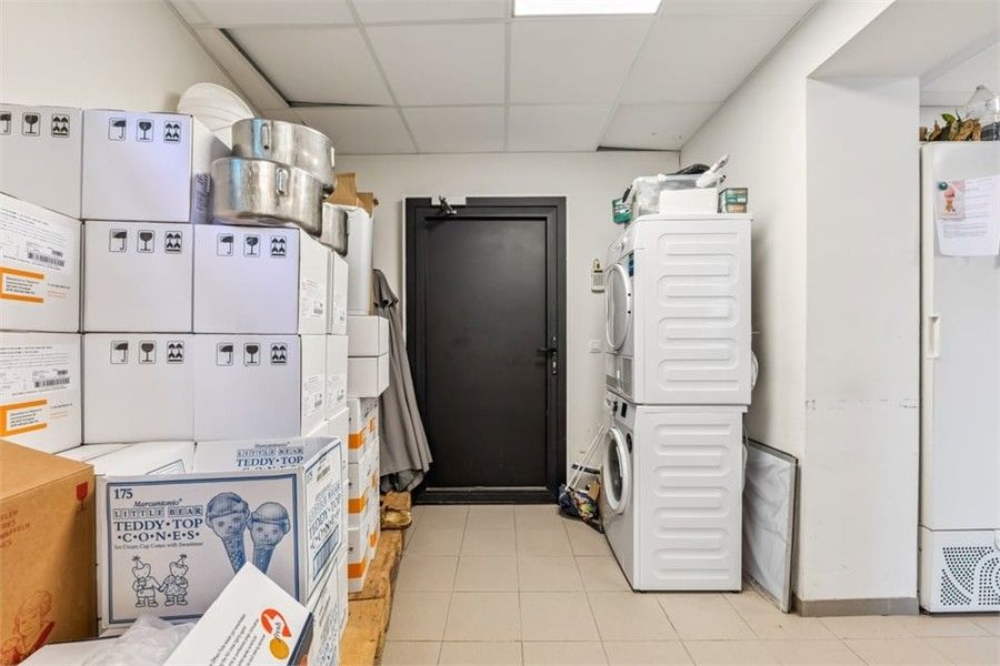 INTERESSANTE OPBRENGSTEIGENDOM MET HANDELSRUIMTE EN APPARTEMENT foto 22