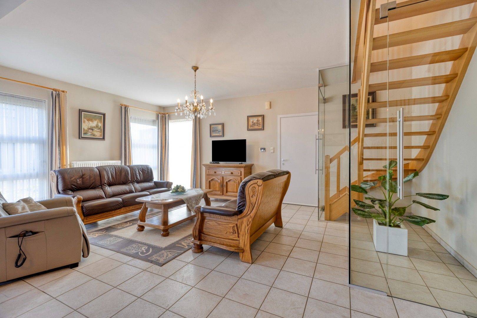 Pater Daemsstraat 1, Diest foto 5