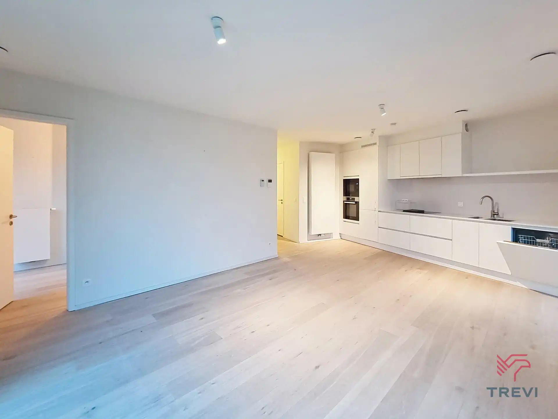 Appartement met 2 slaapkamers van ±90 m² in recent gebouw foto 3