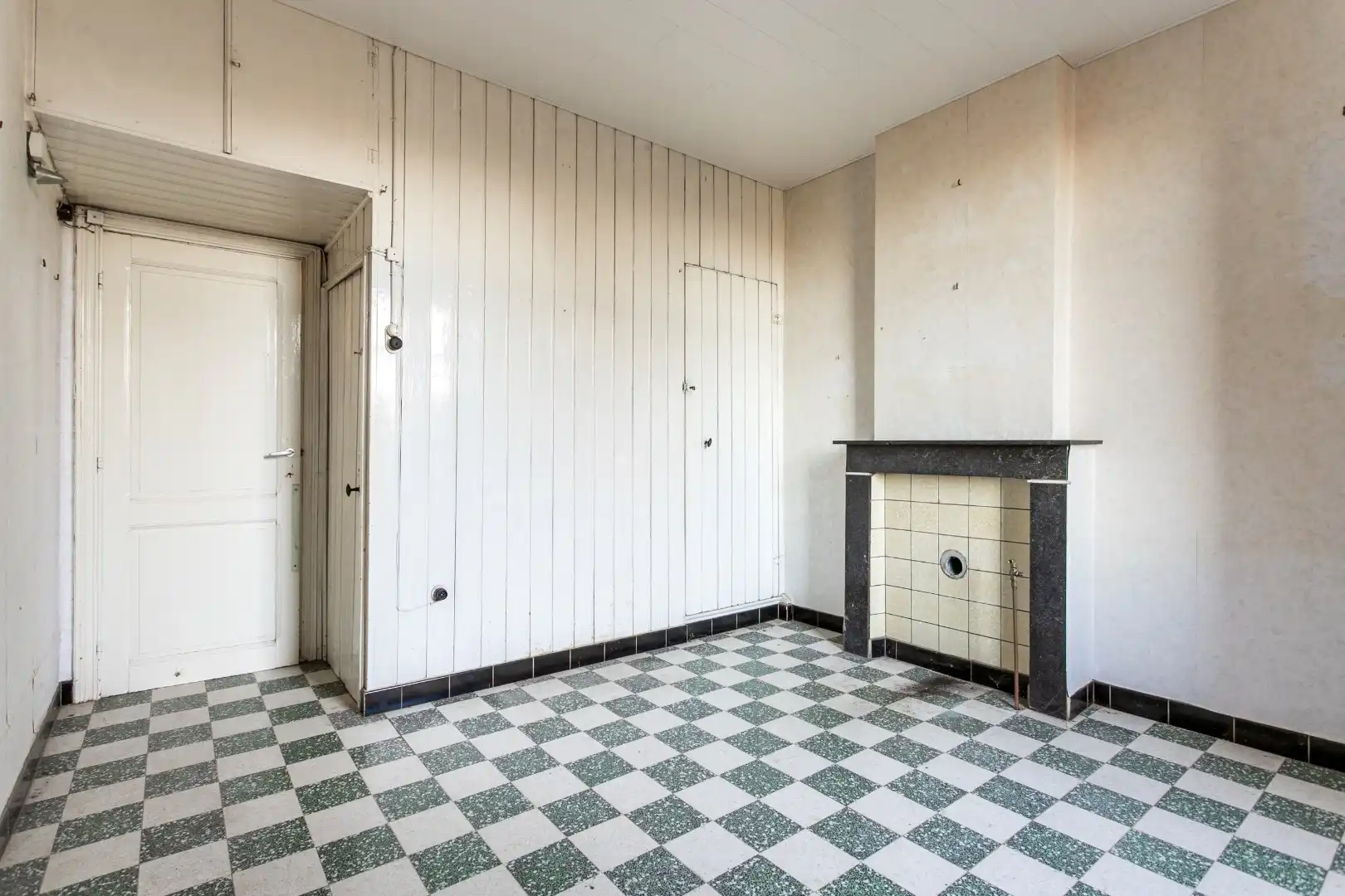 Te renoveren rijwoning met tuin te Vlezenbeek foto 7