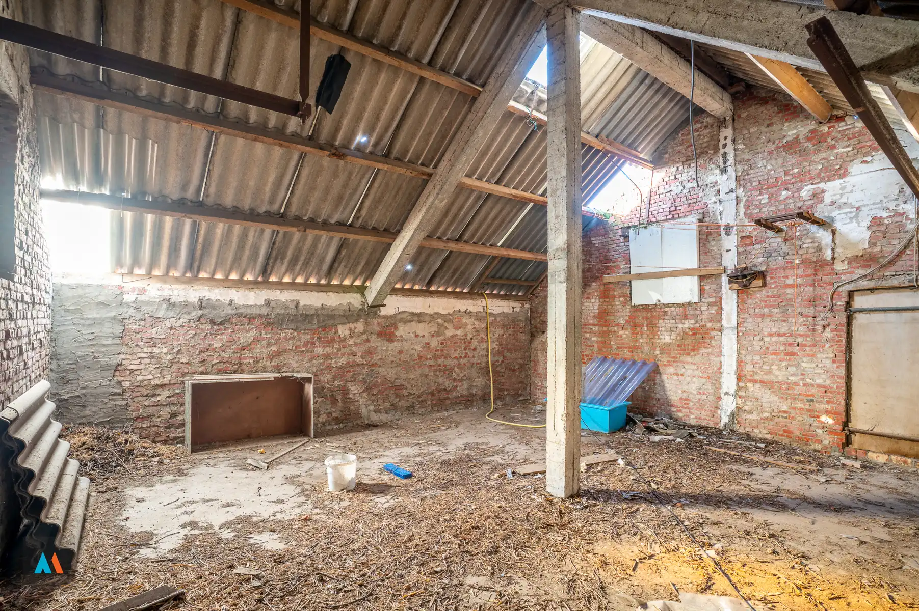 Polyvalent gebouw foto 30