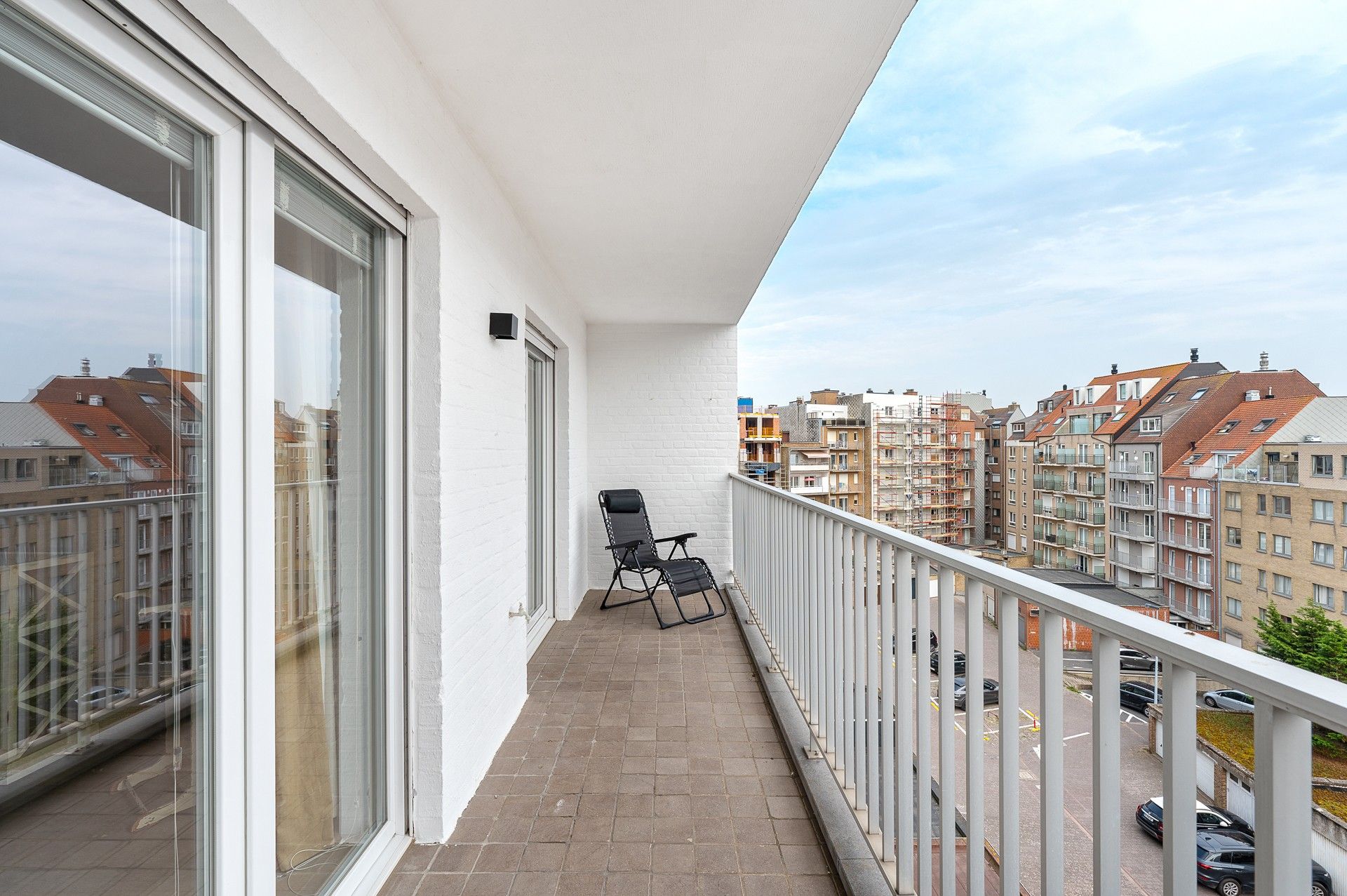 Ruim, lichtrijk appartement met 3 slaapkamers foto 19