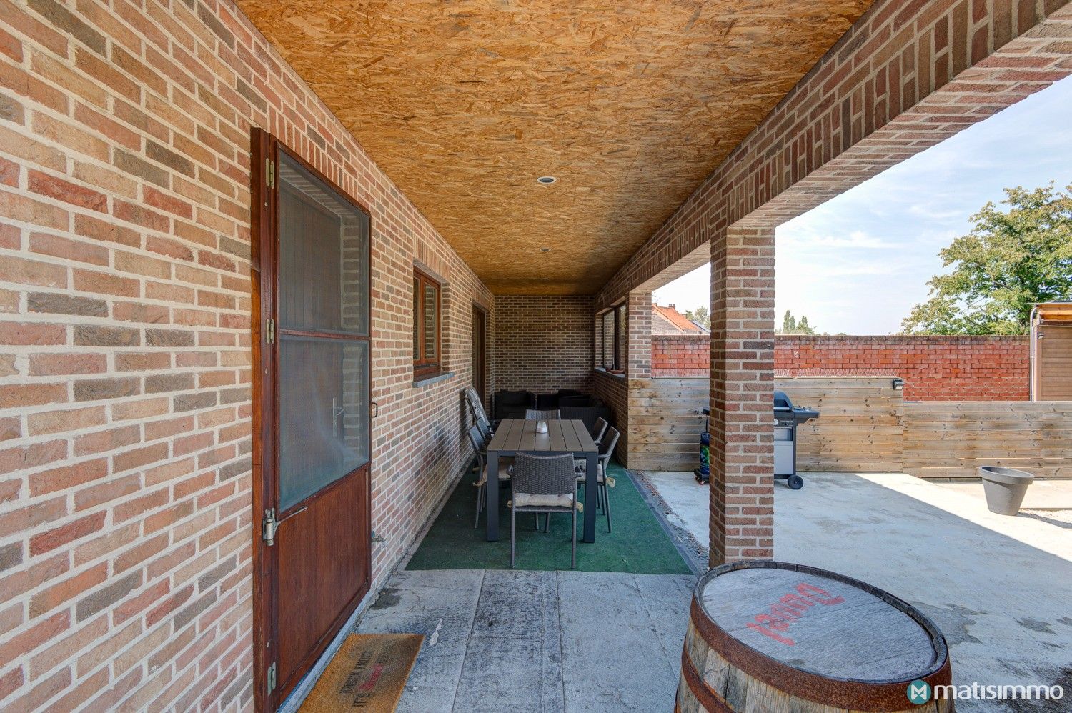 GEZINSWONING MET 4 SLAAPKAMERS, ZONNEPANELEN EN ZWEMBAD TE KORTESSEM foto 33