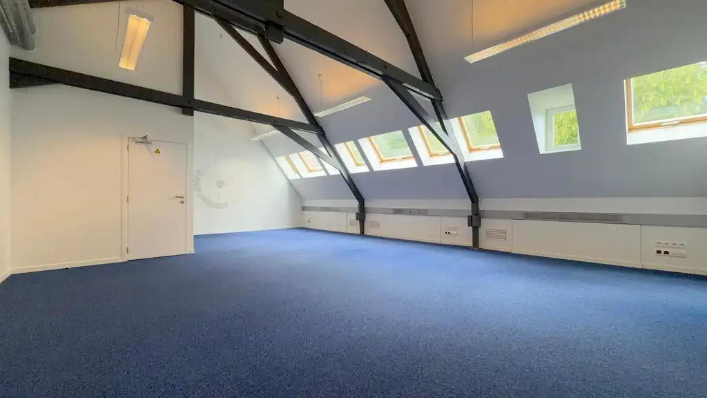 Unieke kantoren te huur in Capucienenklooster te Aalst foto 9