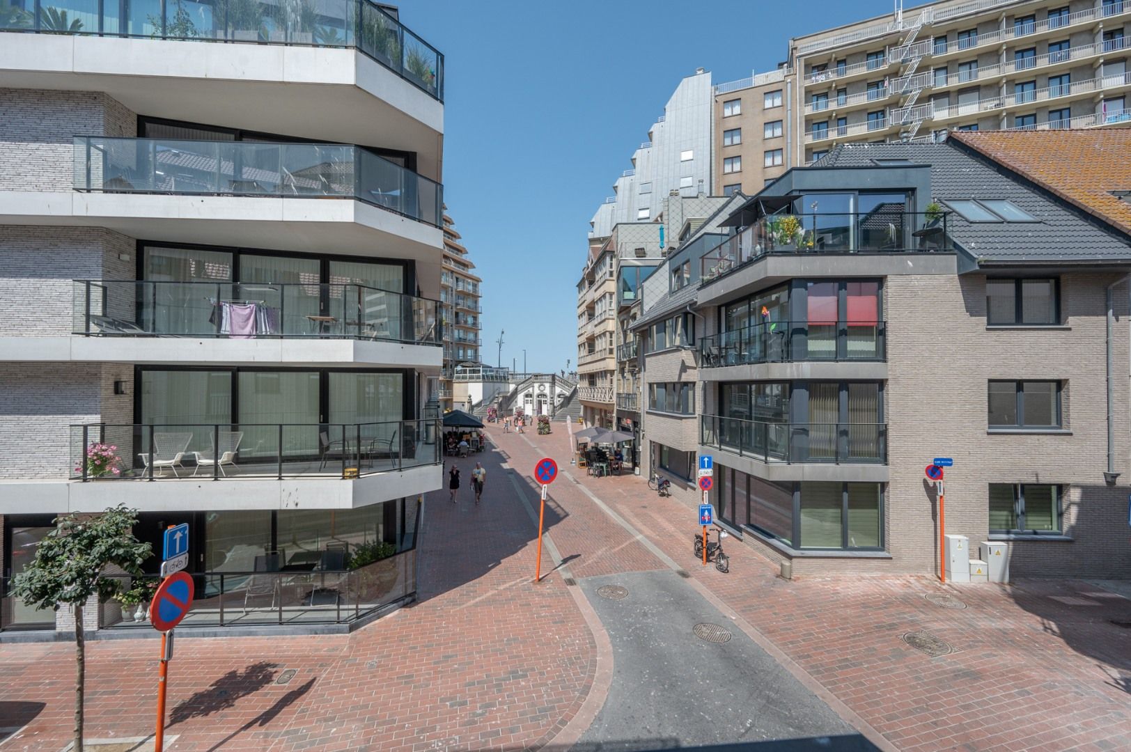 Lichtrijk nieuwbouwappartement aan de zee foto 8