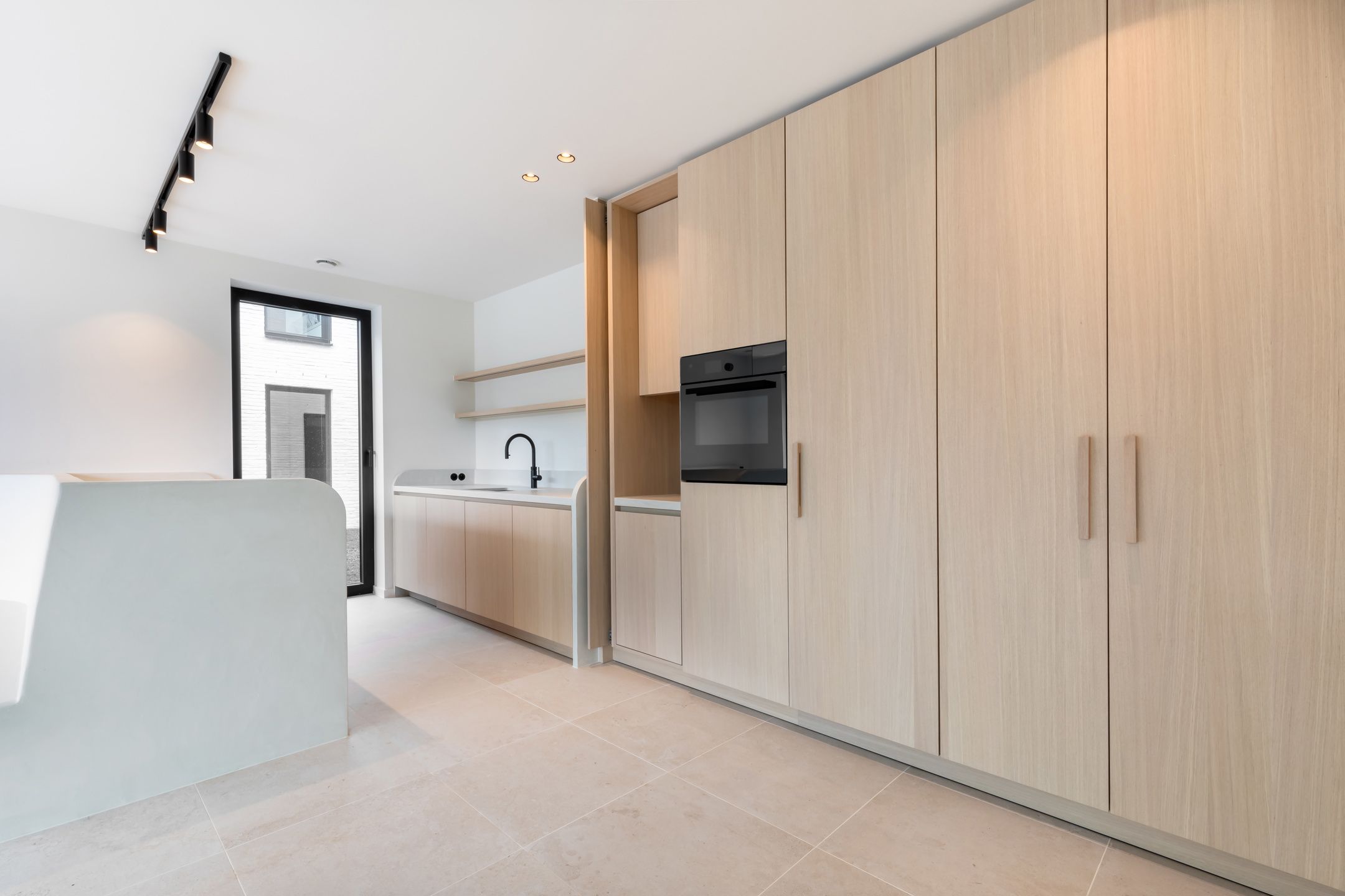 Trendy nieuwbouw gelijkvloers appartement foto 9