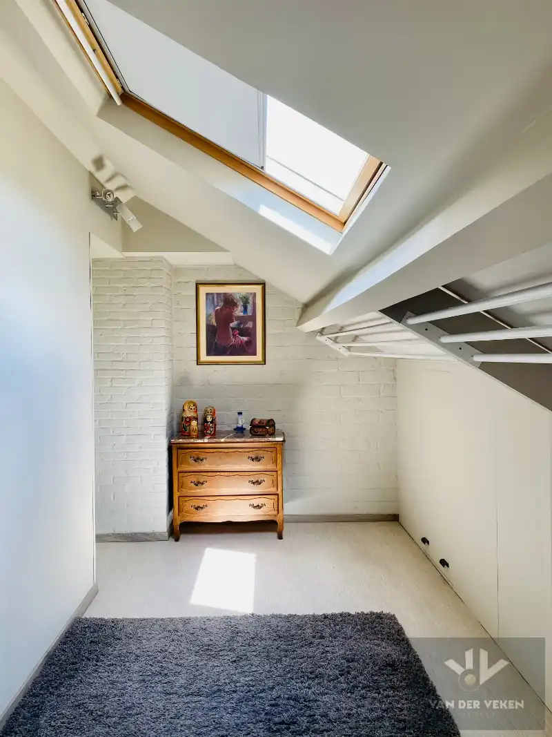 GEMEUBELD APPARTEMENT MET 2 SLPK foto 12