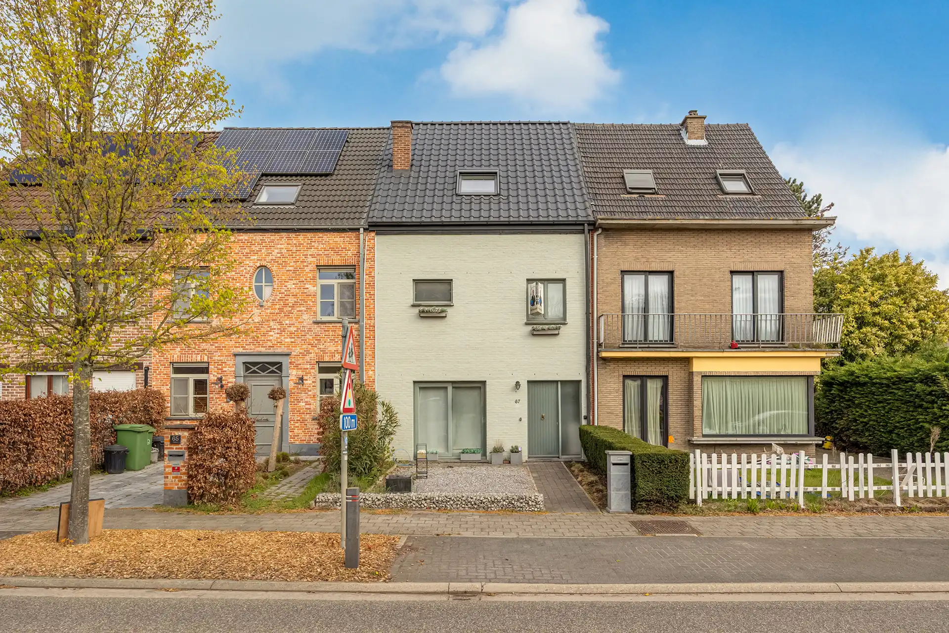 Instapklare woning met 4 slpk, veranda en tuin te Hemiksem! foto 19