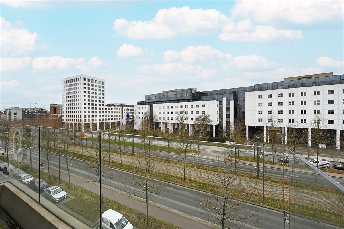 Stijlvol nieuwbouwappartement in centrum Antwerpen foto 12