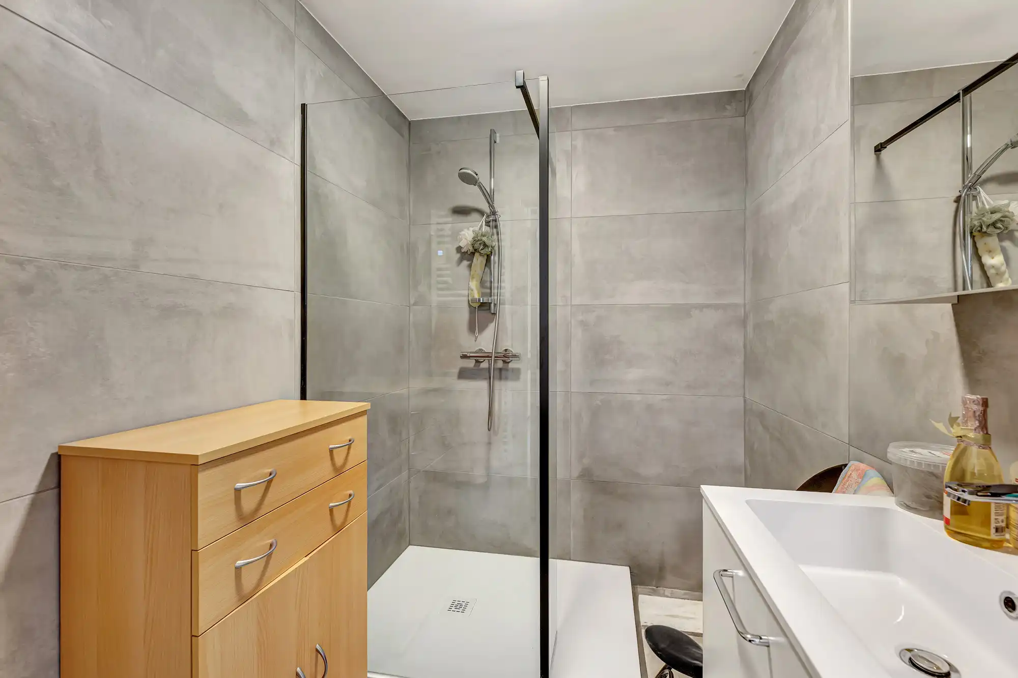 Gerenoveerd appartement met terras te koop in Moorsel foto 10