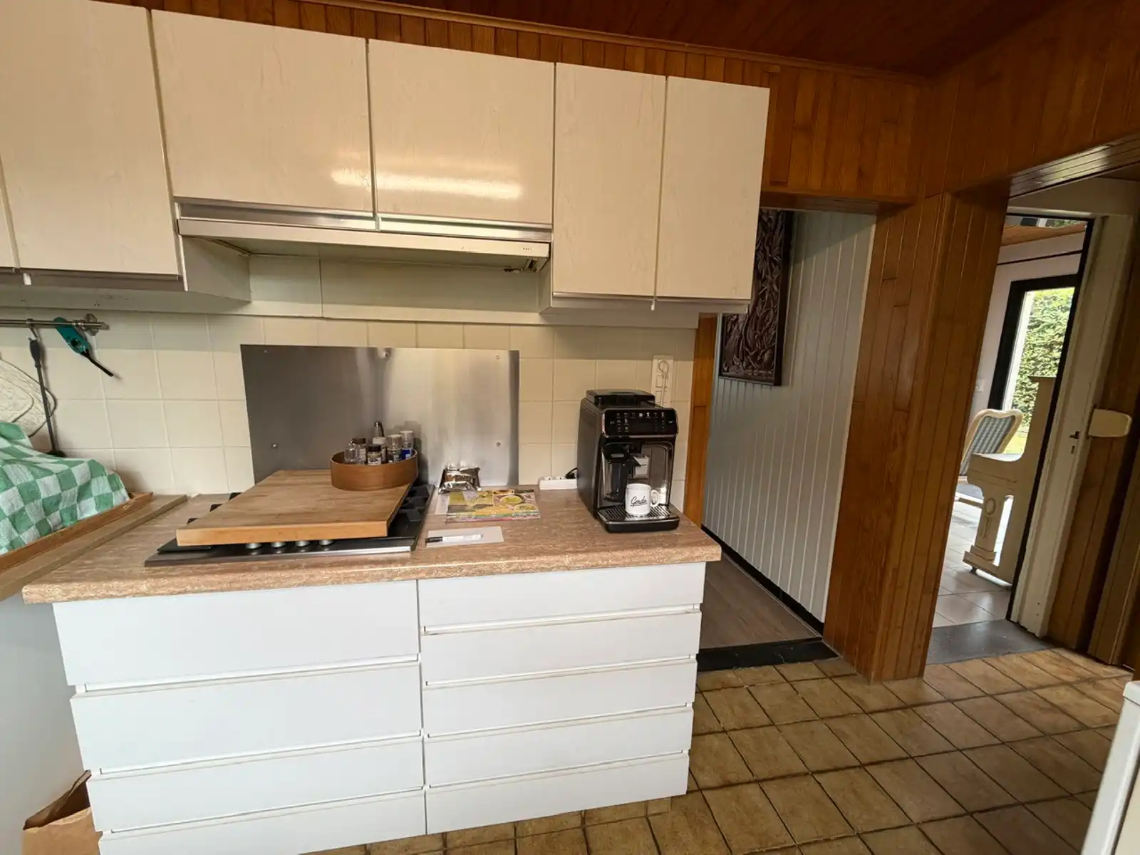 Rustig gelegen woning met 3 slaapkamers en prachtige tuin foto 10