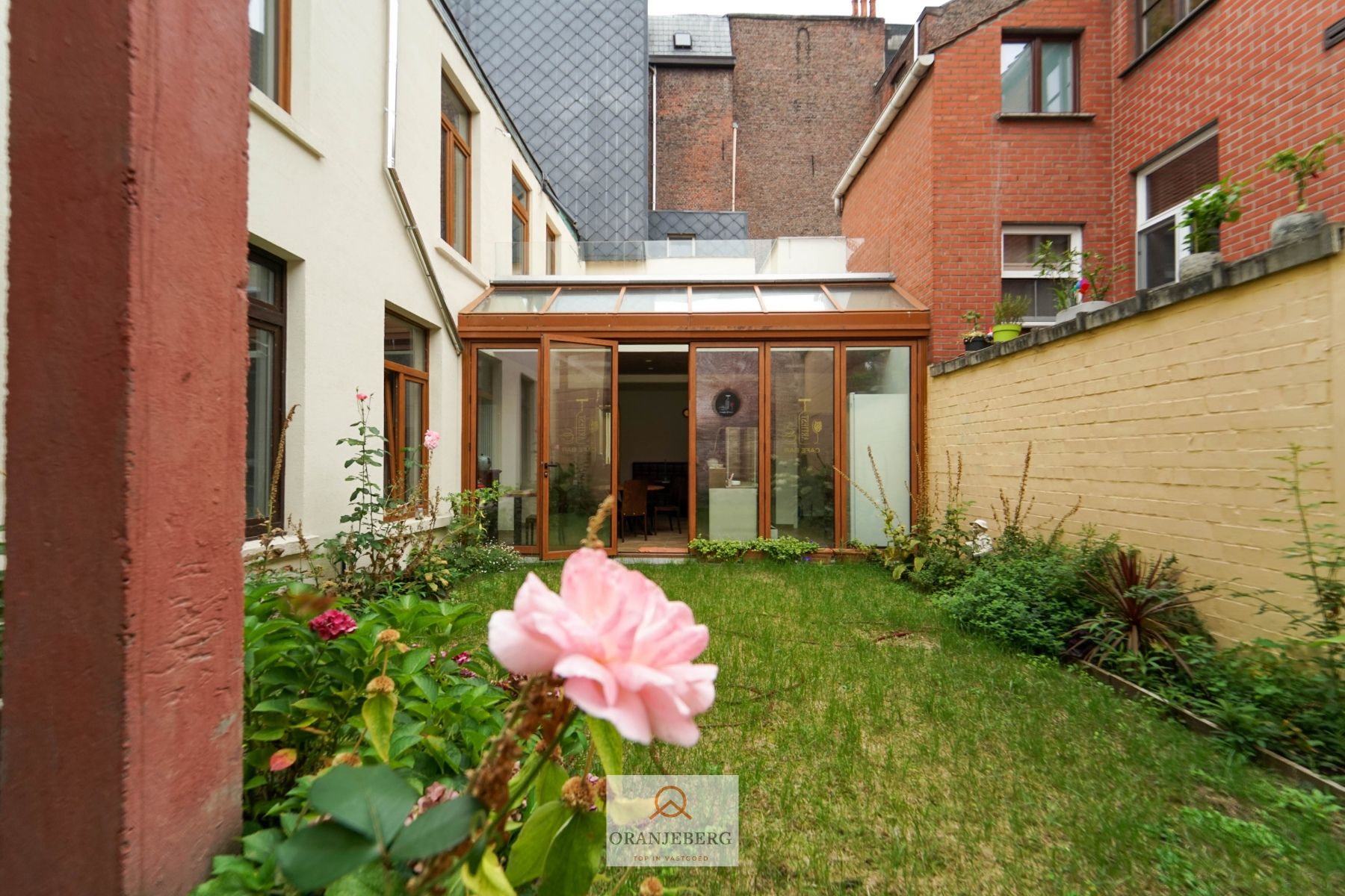 Heel gezellig horecavergund pand in hartje Gent foto 16