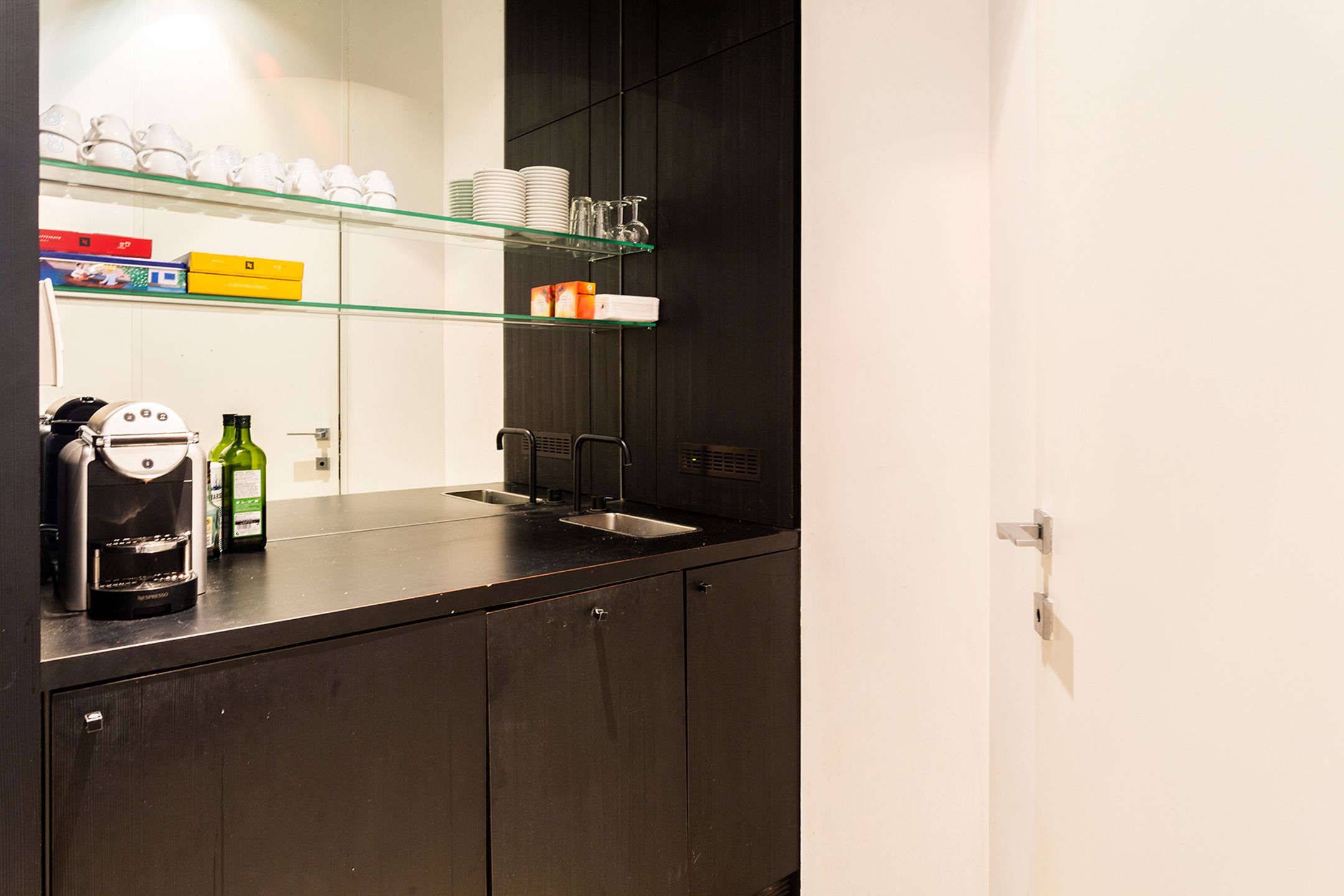 polyvalente handelsruimte in Hoopnatie aan Cockerillkaai foto 12