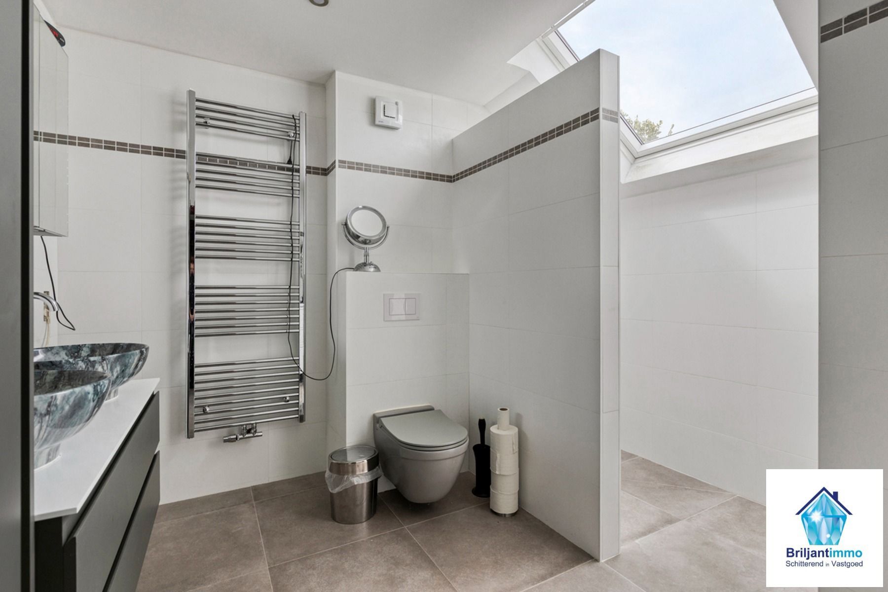 Wonen met comfort: airco, jacuzzi, rolluiken & meer foto 13