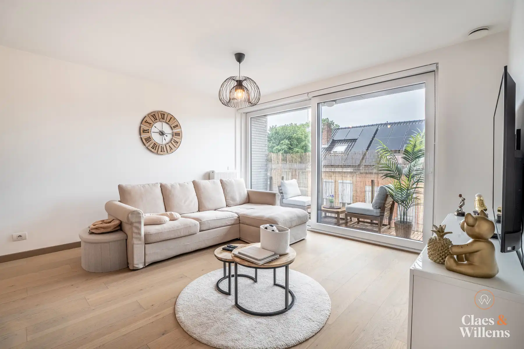 Charmant instapklaar appartement met terras te Halle foto 2