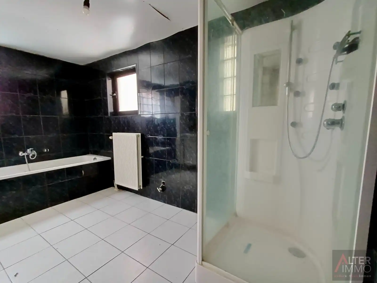 OPBRENGSTEIGENDOM MET 2 APPARTEMENTEN foto 22
