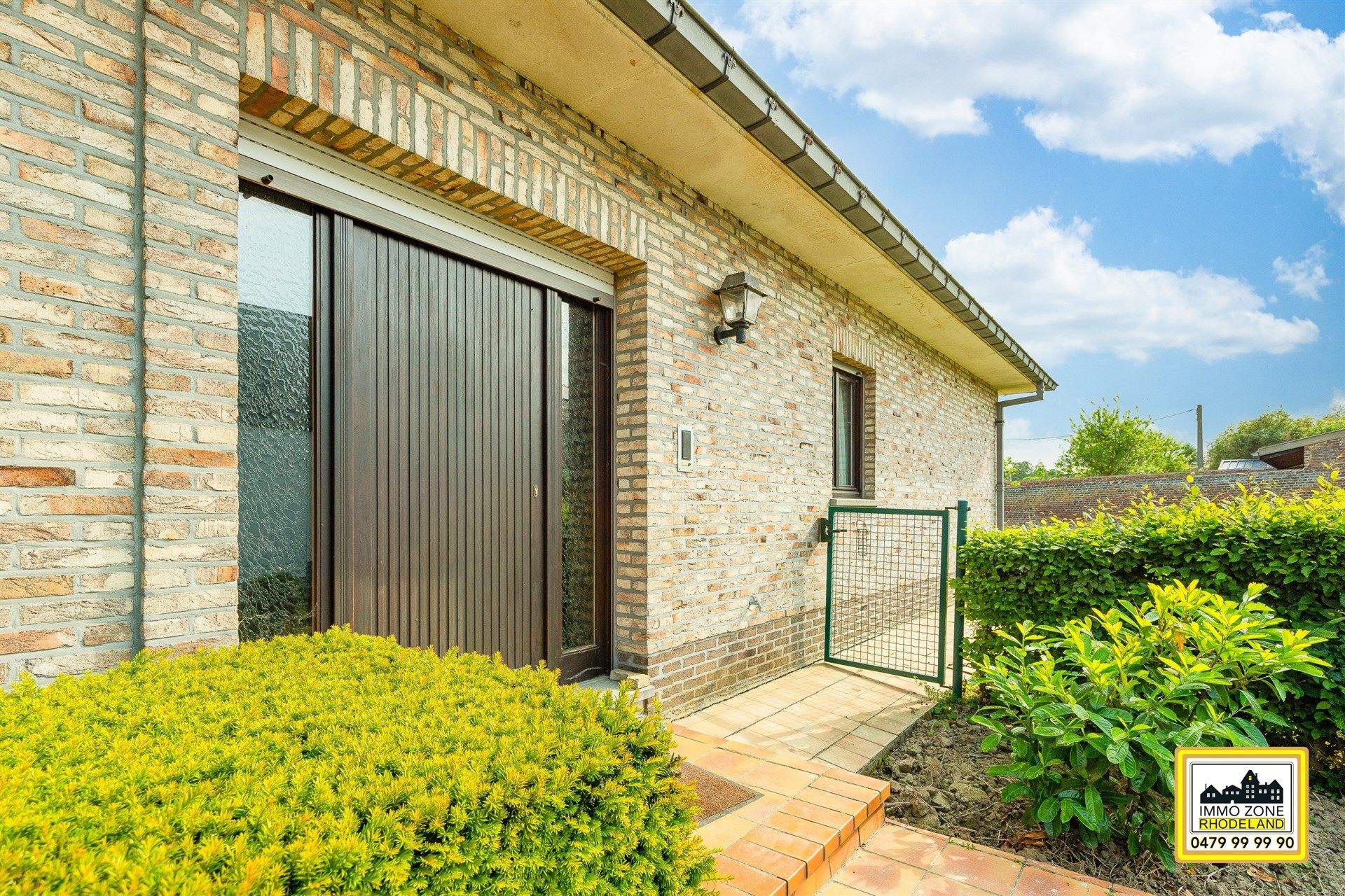 Prachtige villa met 3slpks en ruime tuin foto 3