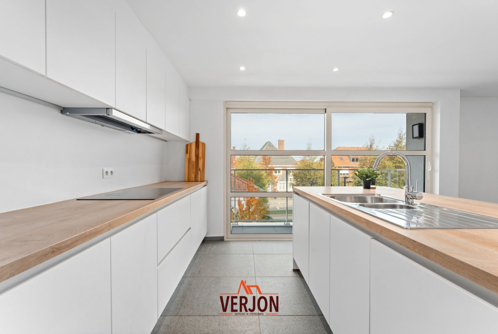 Ruim tweeslaapkamerappartement met twee terrassen! foto 11