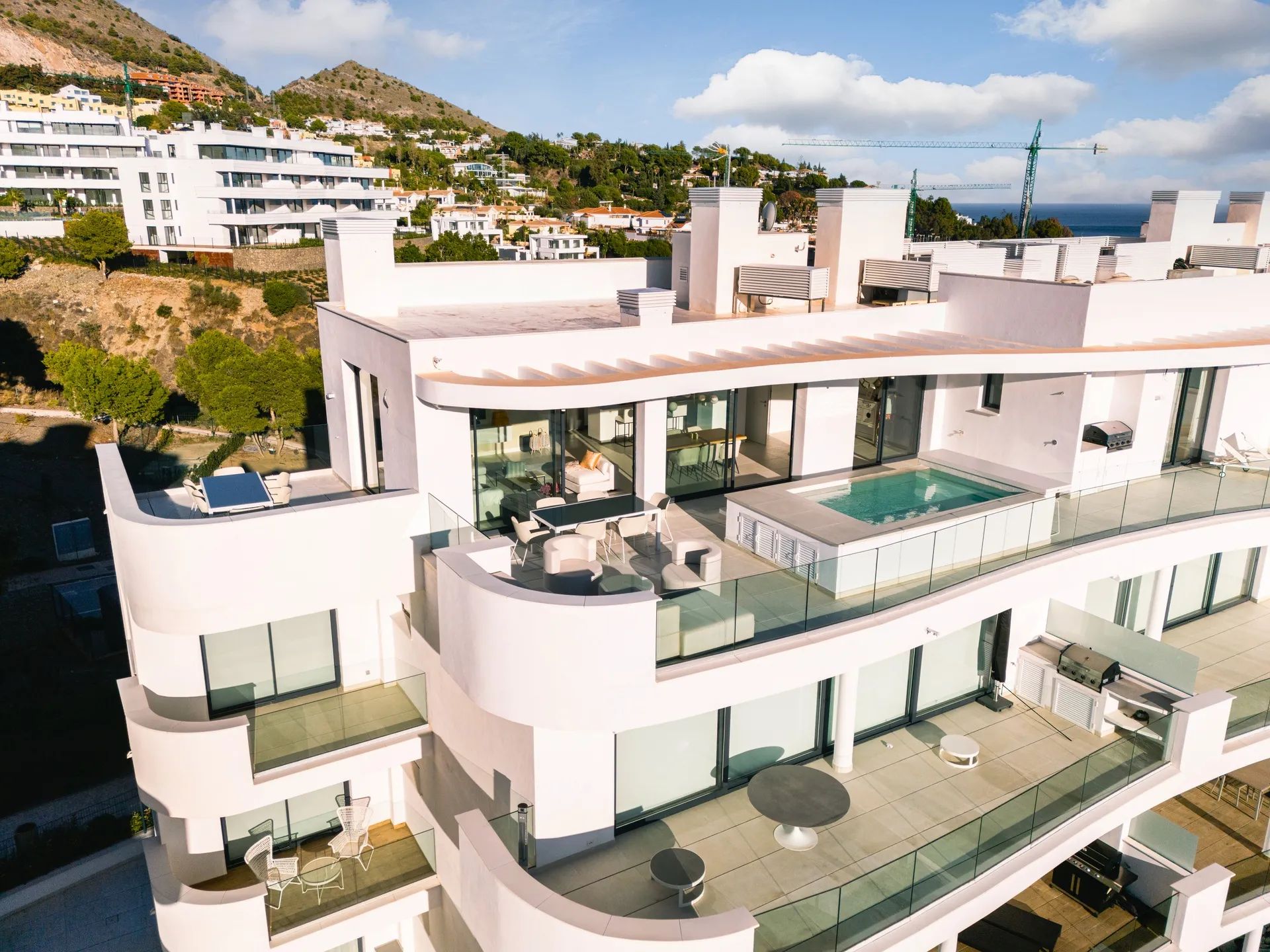 ()=>{if(producerUpdateValueVersion(node),producerAccessed(node),node.value===ERRORED)throw node.error;return node.value} El Higueron Penthouse - 29600 Fuengirola