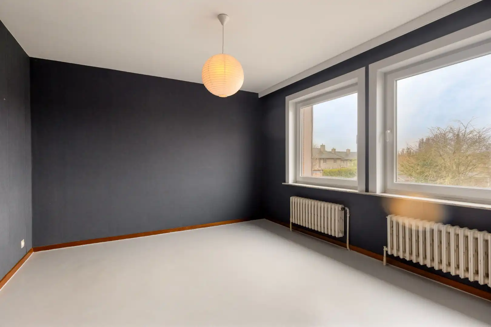 Kloeke woning met tuin en grote garage! foto 11