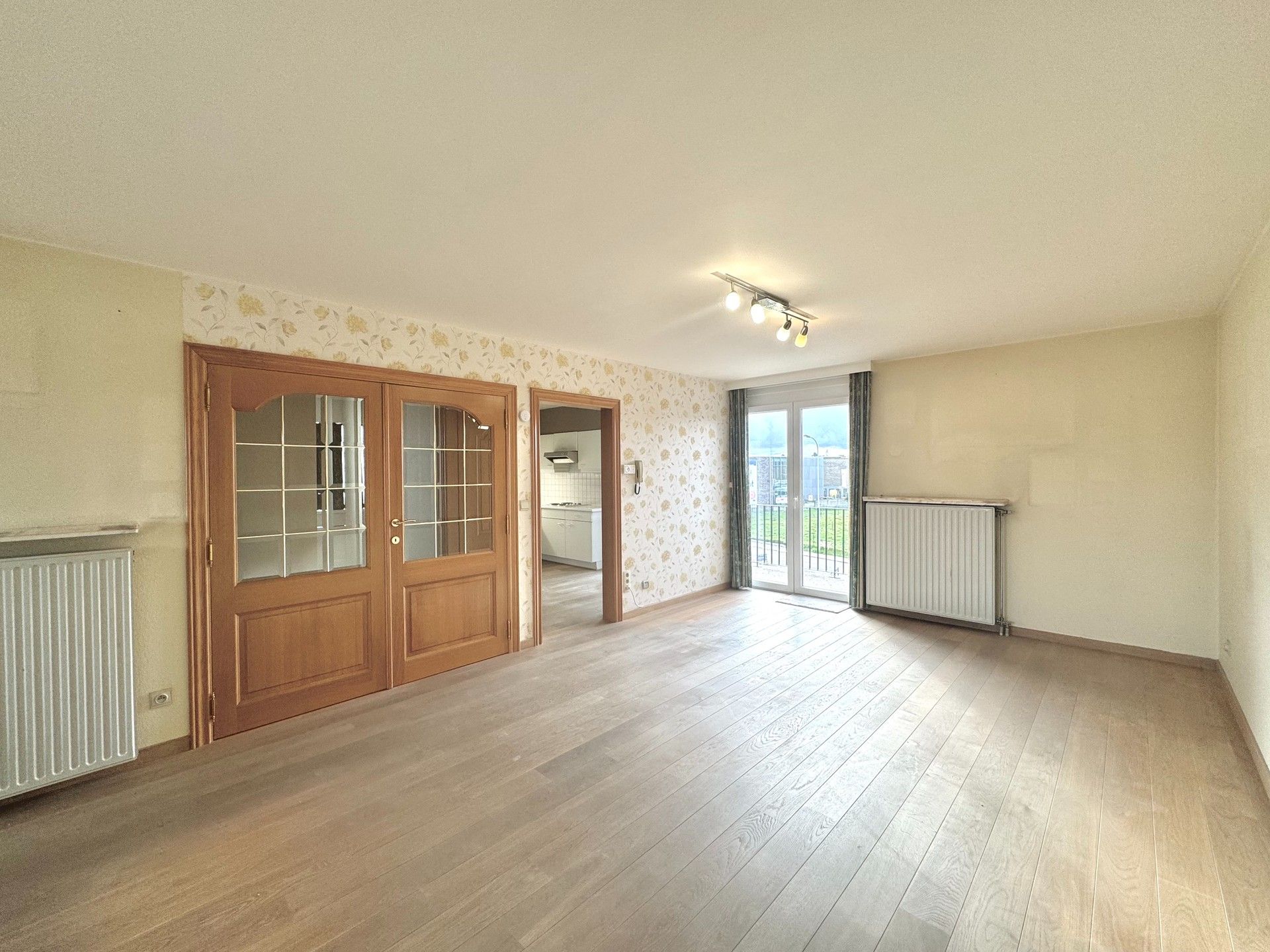DUPLEX APPARTEMENT MET 3 SLPKS, TERRAS & GARAGE foto 4