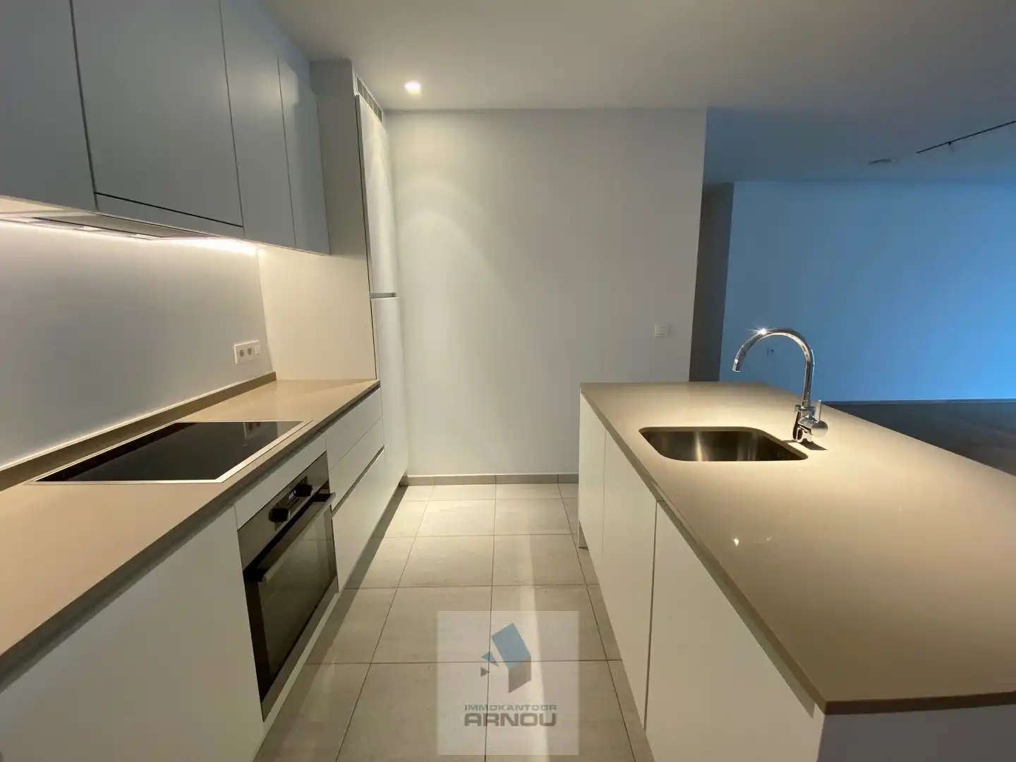 Prachtige loft met 2 slaapkamers, dressing en ruim overdekt terras foto 9