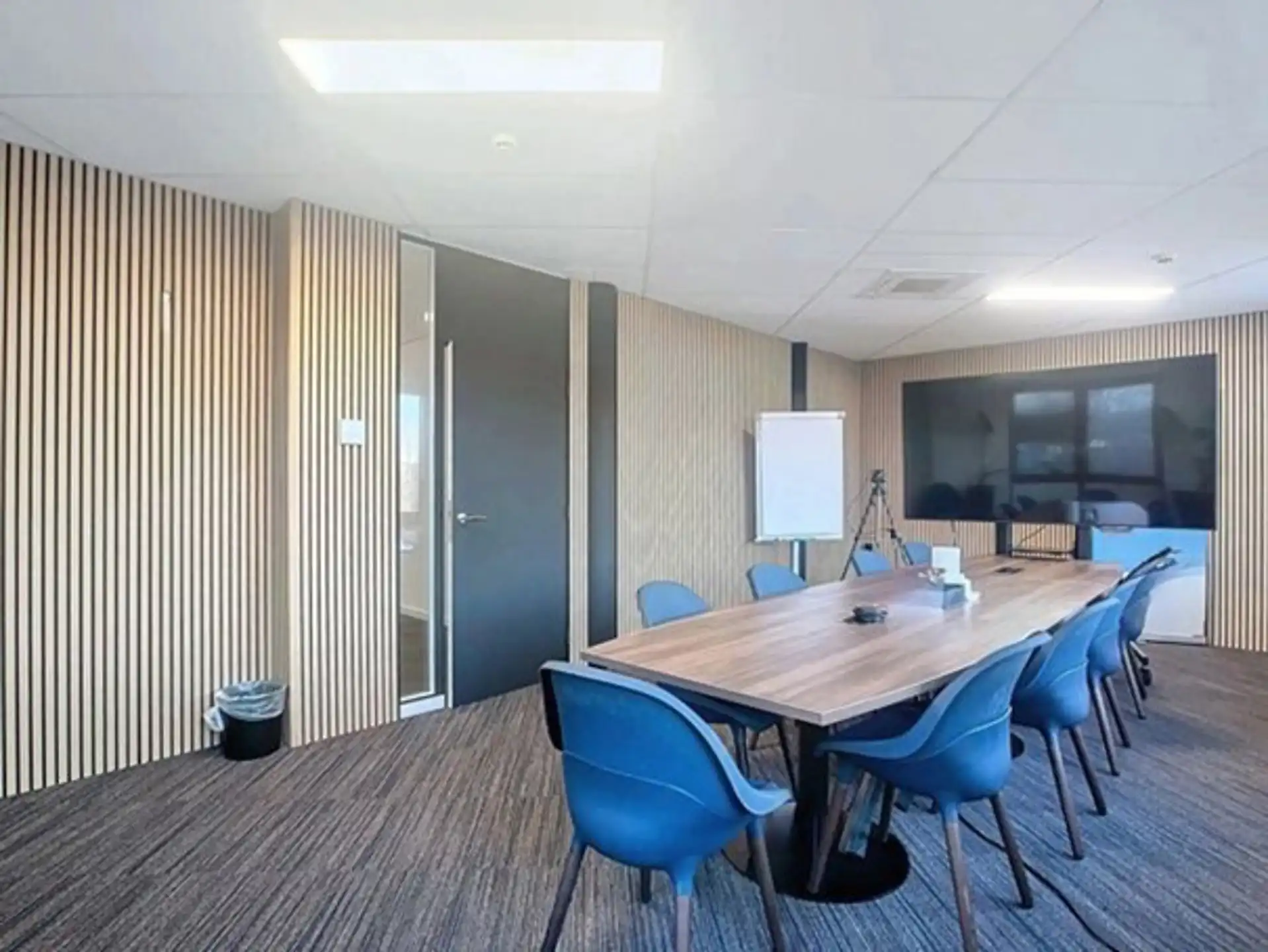 Polyvalent bedrijfsgebouw van 643m² te Mechelen-Noord foto 6