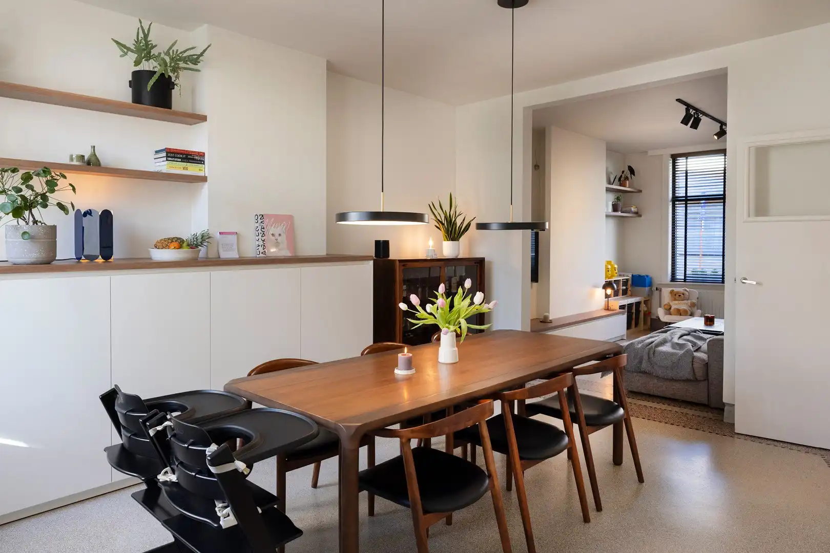 Karaktervolle stadswoning met tuin én garage. foto 4