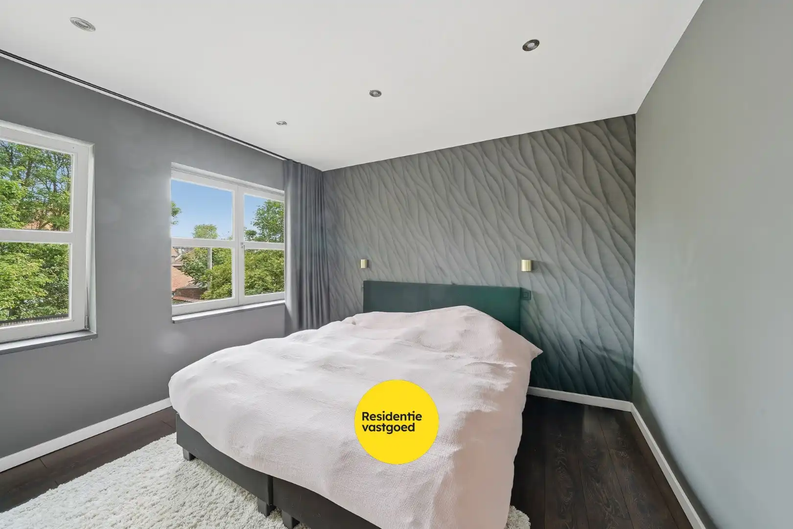 Duplex-appartement van 165 m² met garage, carport en zonnig terras in de Vicognewijk foto 13