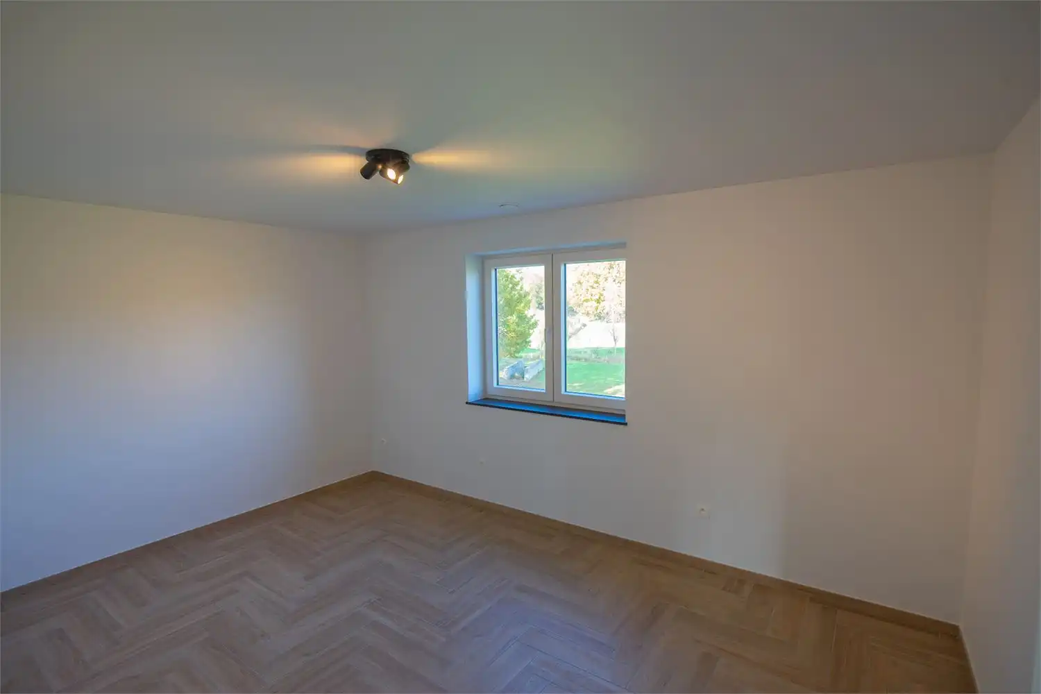 Nieuwbouw woning in een landelijke omgeving foto 17