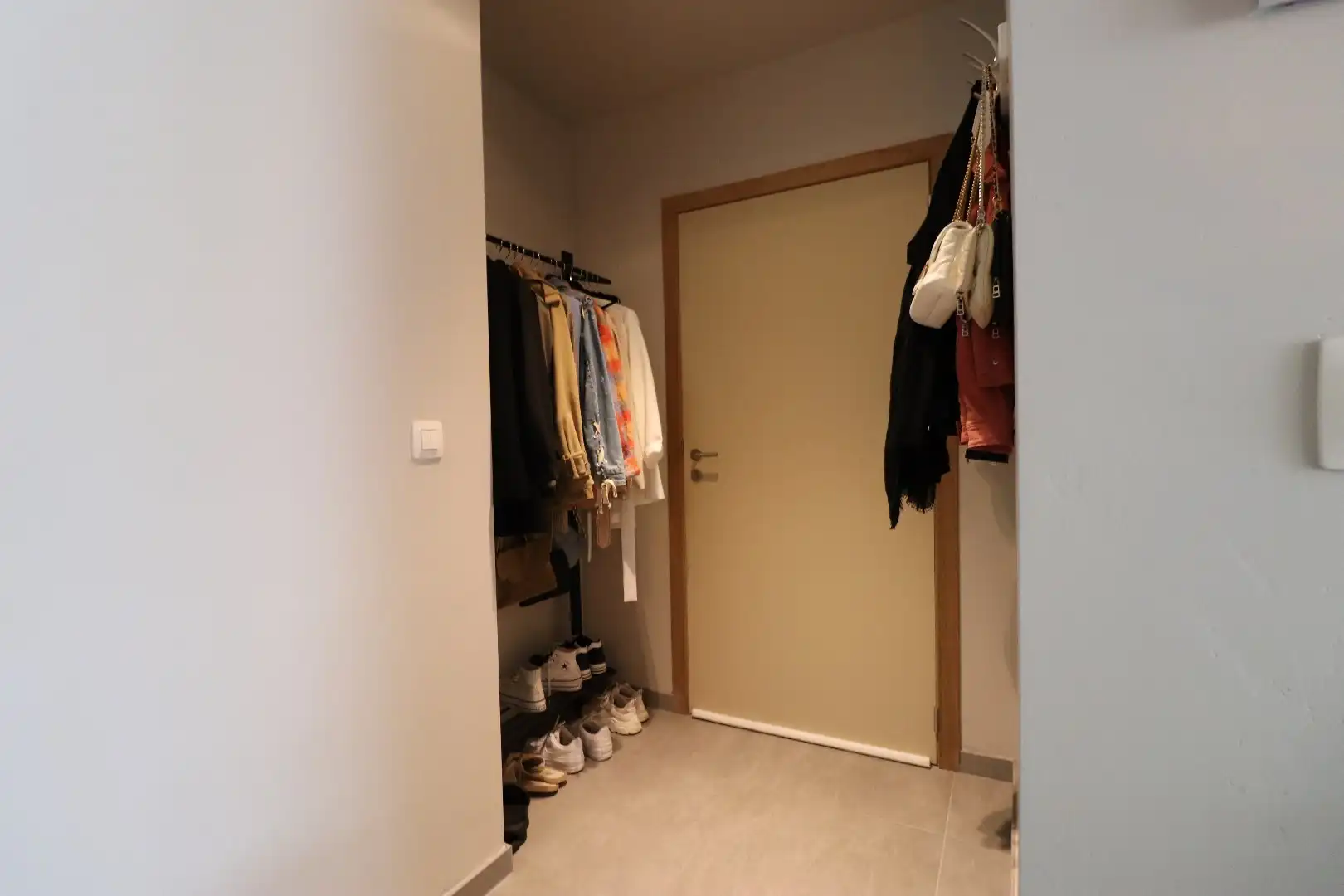 Gelijkvloers appartement met aanpalende garage & terras  foto 4