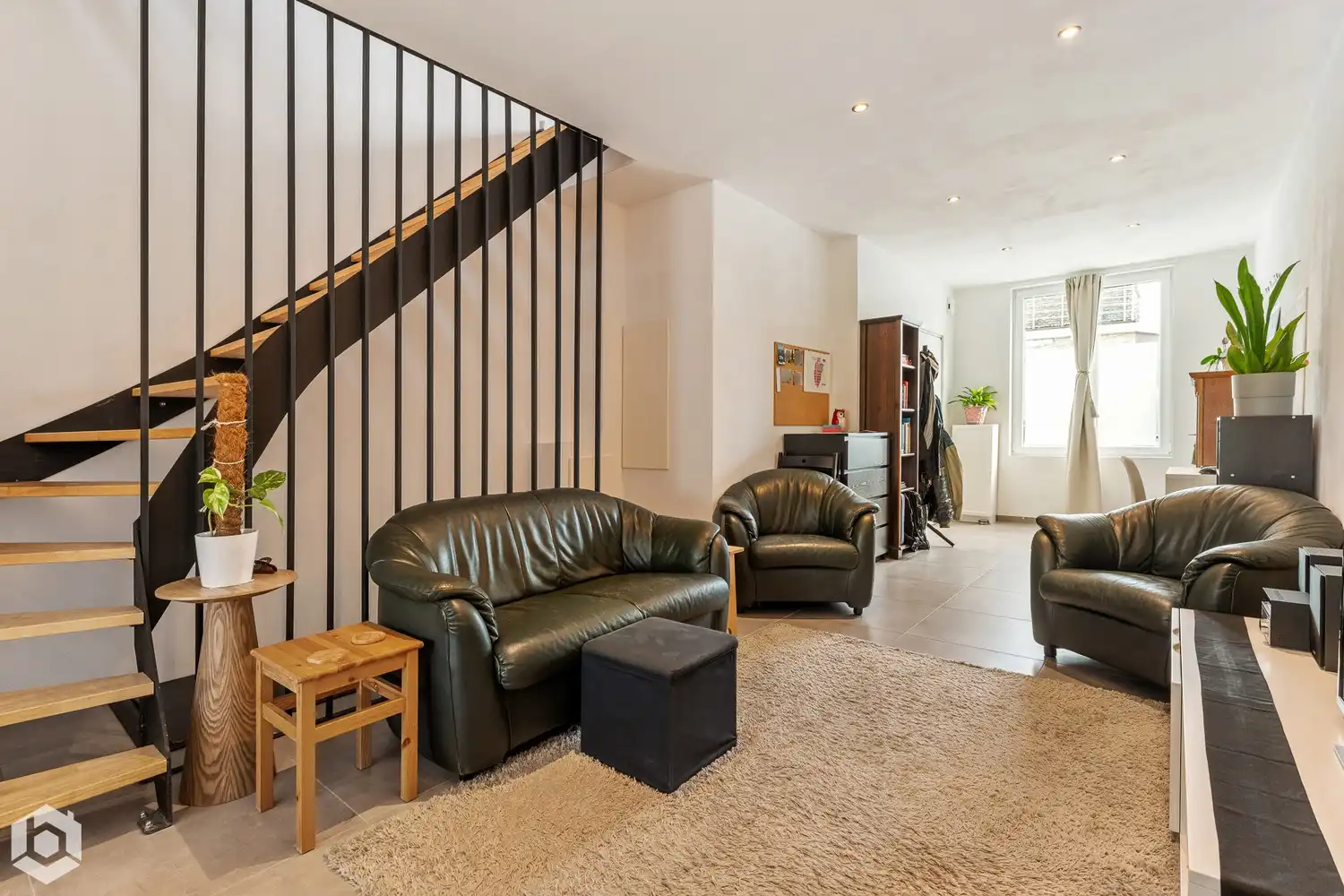 Recent gerenoveerde woning met 3 slpkrs en garagebox foto 8